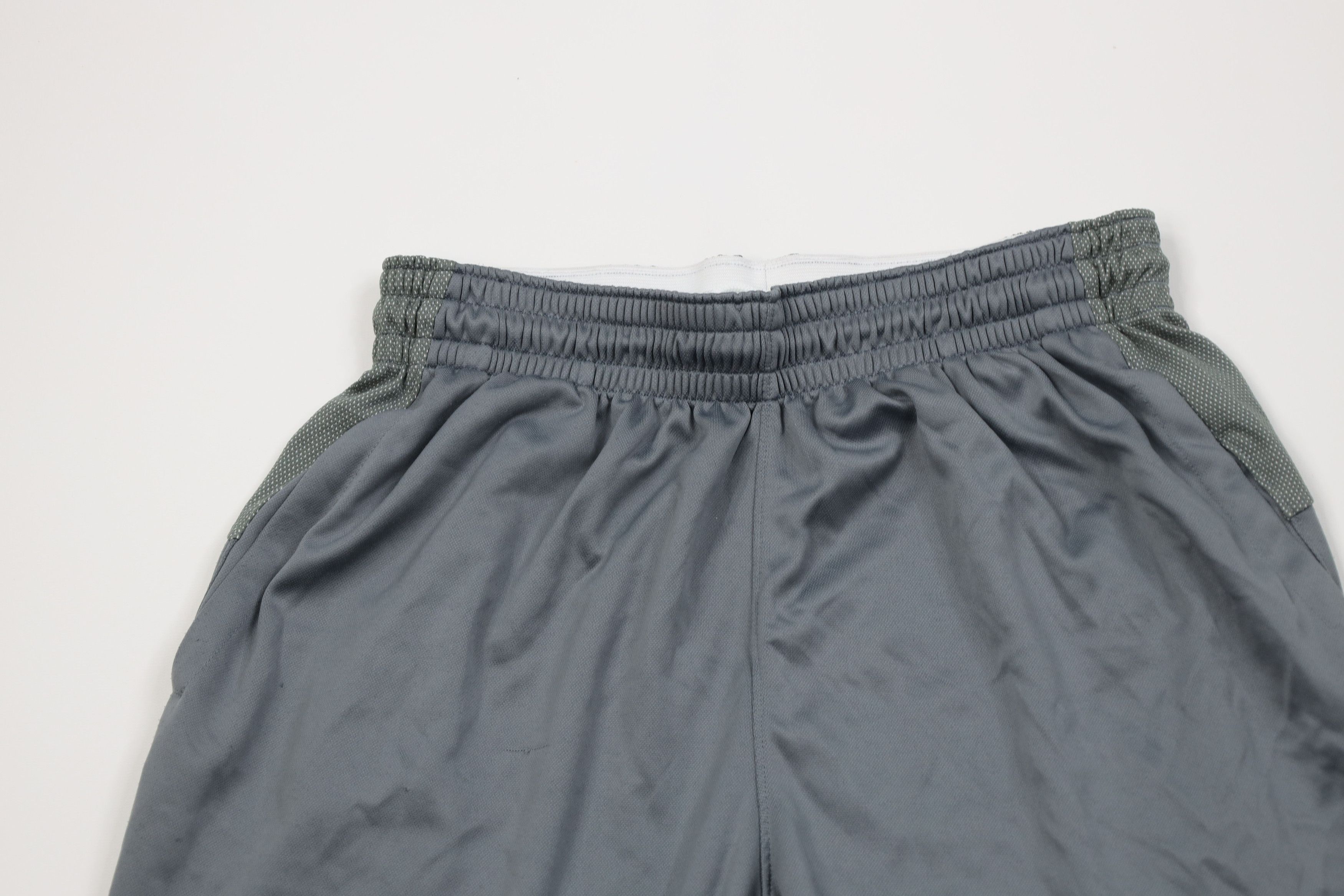 Nike Vintage Y2K Nike Air Jordan Sweatpants Pants Gray Silver Size US 38 / EU 54 - 2 Thumbnail