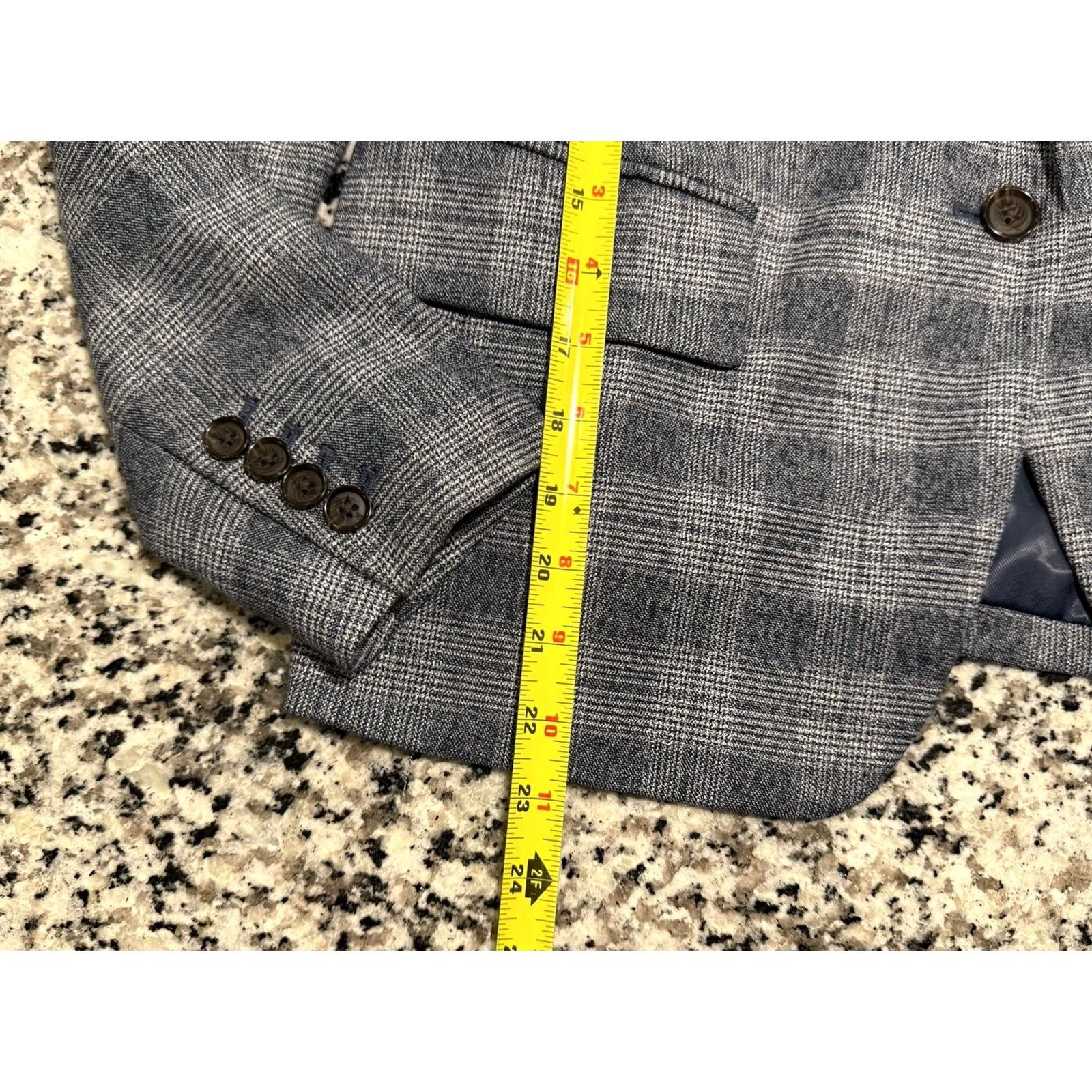 Banana Republic Banana Republic Gray Plaid Suit Jacket Pants Set 6P Petite Women 31 in Waist 28 in Inseam 2 Piece Size 28" / US 6 / IT 42 - 6 Thumbnail