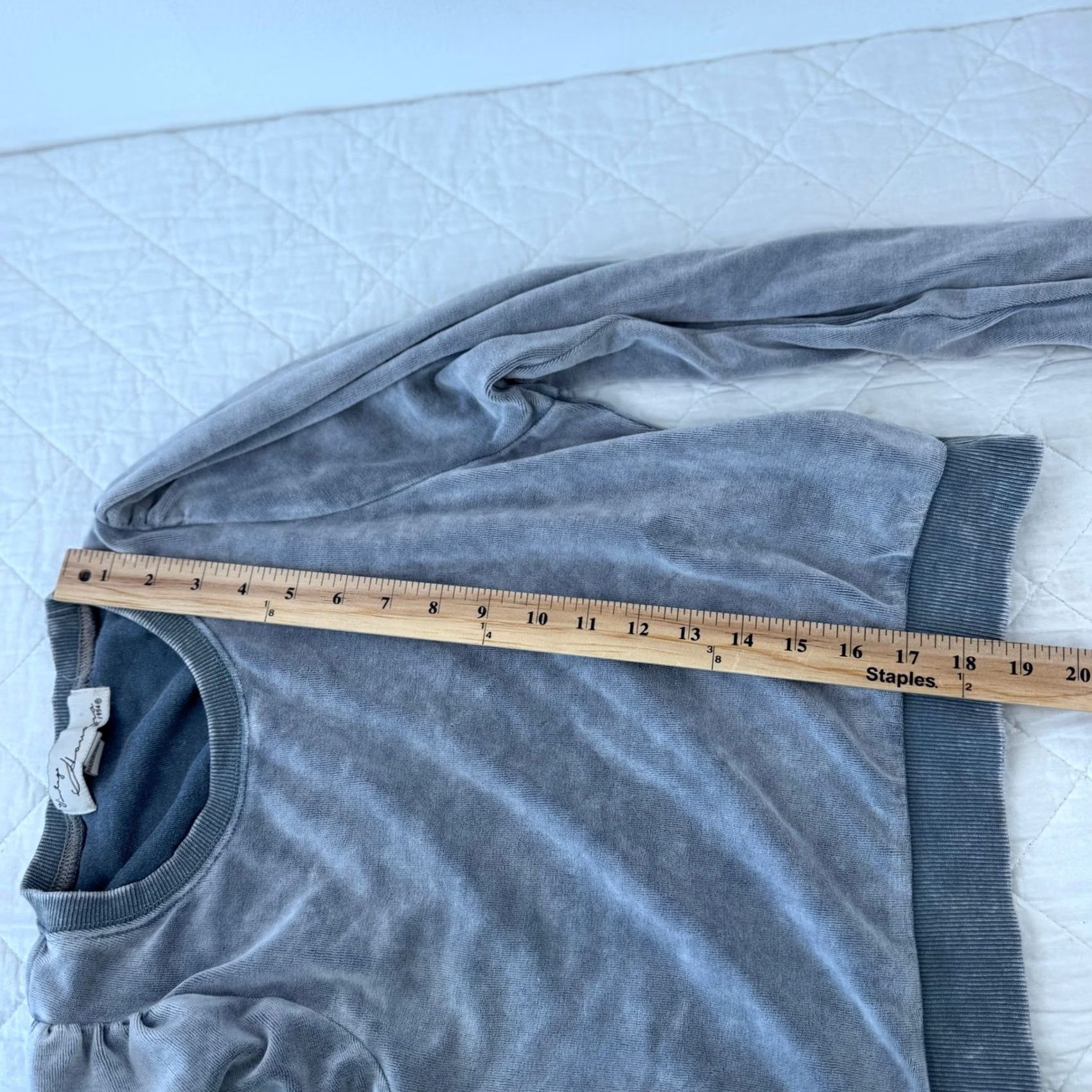 Vintage Havana VINTAGE Havana Gray Velvet Puff Sleeve Velour Sweatshirt S Cozycure Size S / US 4 / IT 40 - 6 Thumbnail