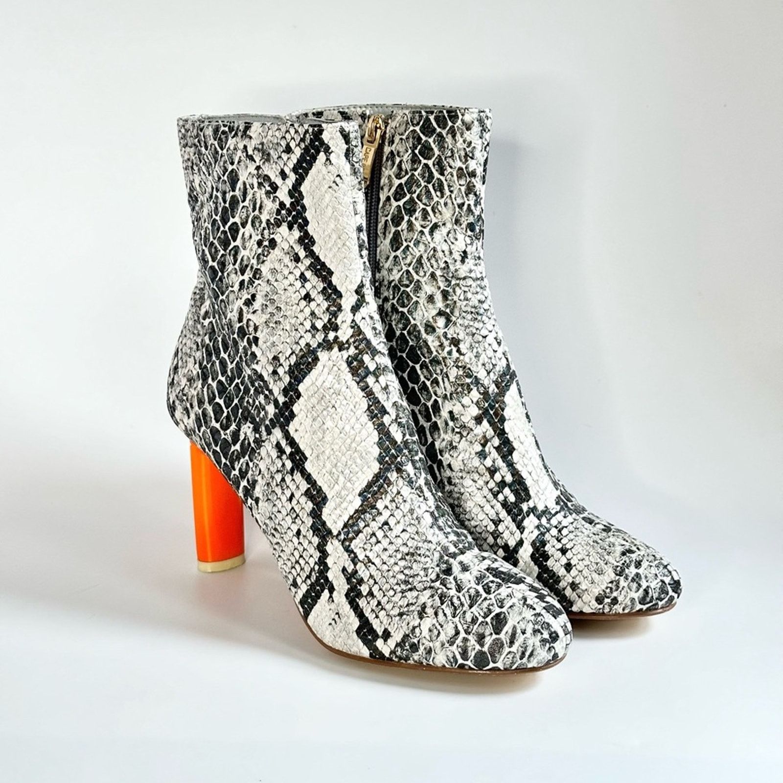 Other Cape Robbin Women Leatherette Snakeskin Oval Heel Bootie Size US 7.5 / IT 37.5 - 2 Thumbnail