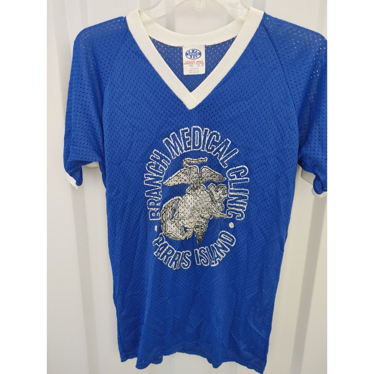 Vintage Vintage Venus Athletic Wear Mesh Shirt Parris Island Medium Size US M / EU 48-50 / 2 - 1 Thumbnail