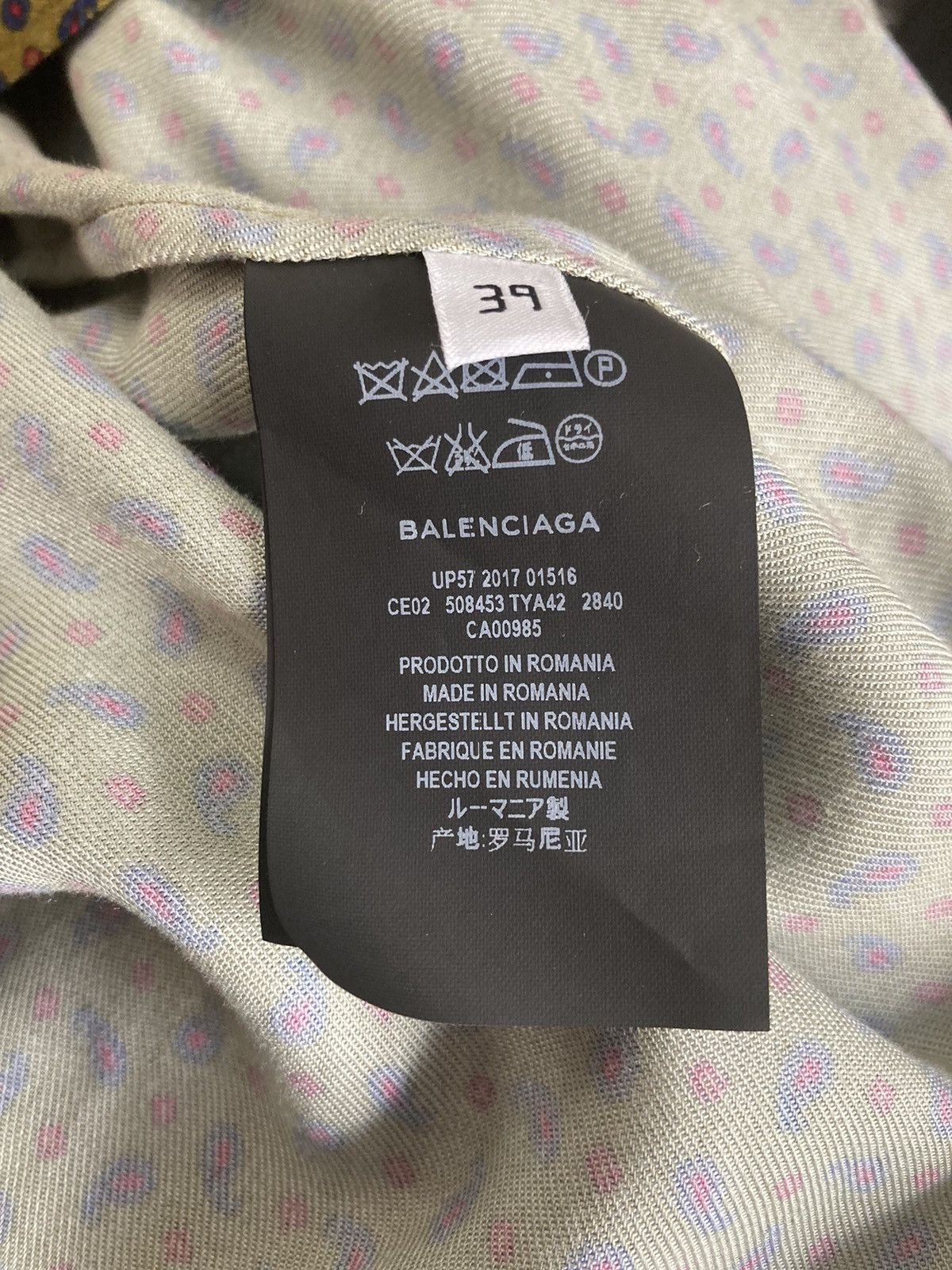 Balenciaga Balenciaga Oversized Shirt Size US XL / EU 56 / 4 - 4 Thumbnail
