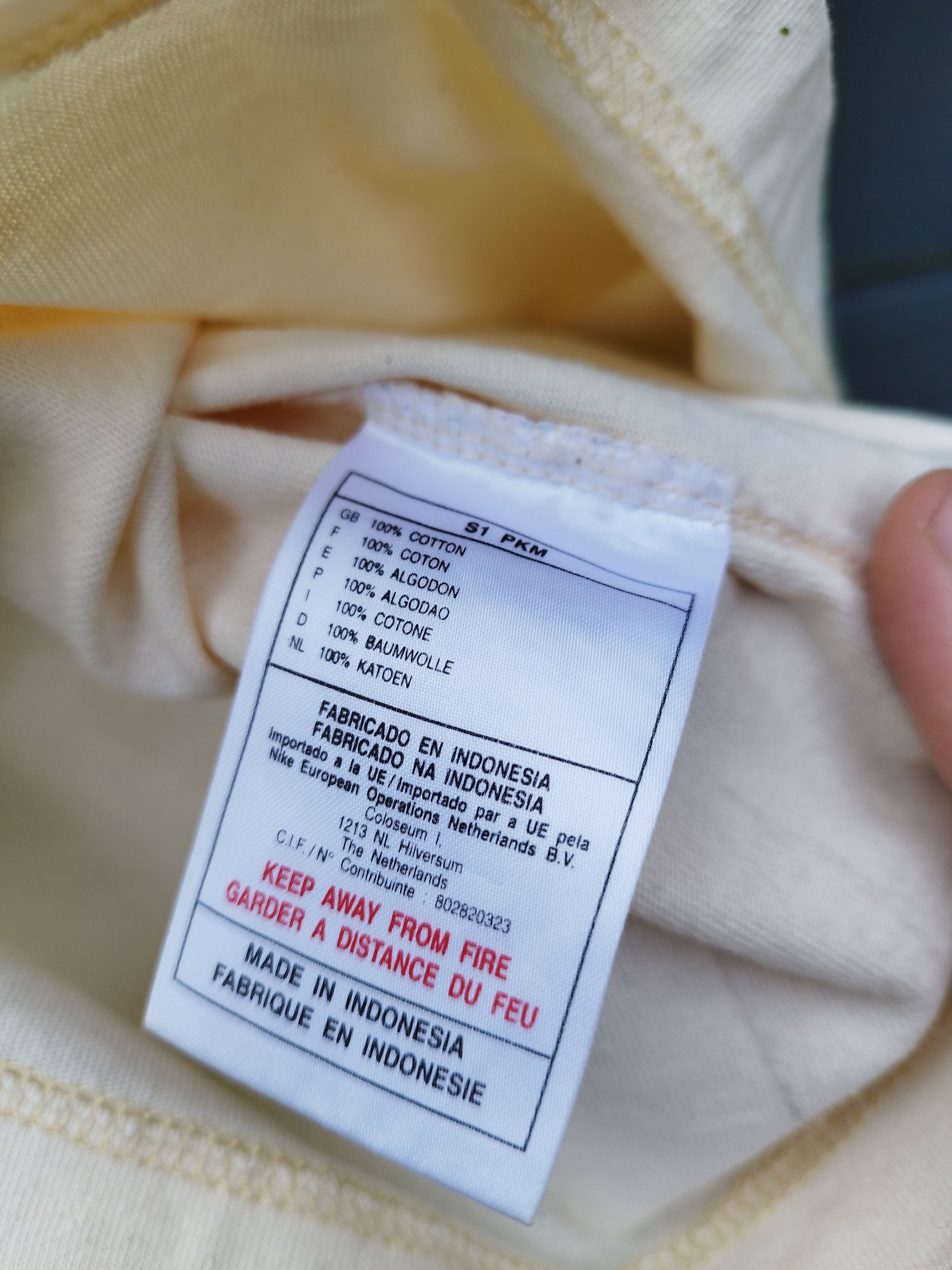Nike Vintage Nike Court Tennis Polo Shirt Cream Short Sleeve Size US M / EU 48-50 / 2 - 8 Thumbnail