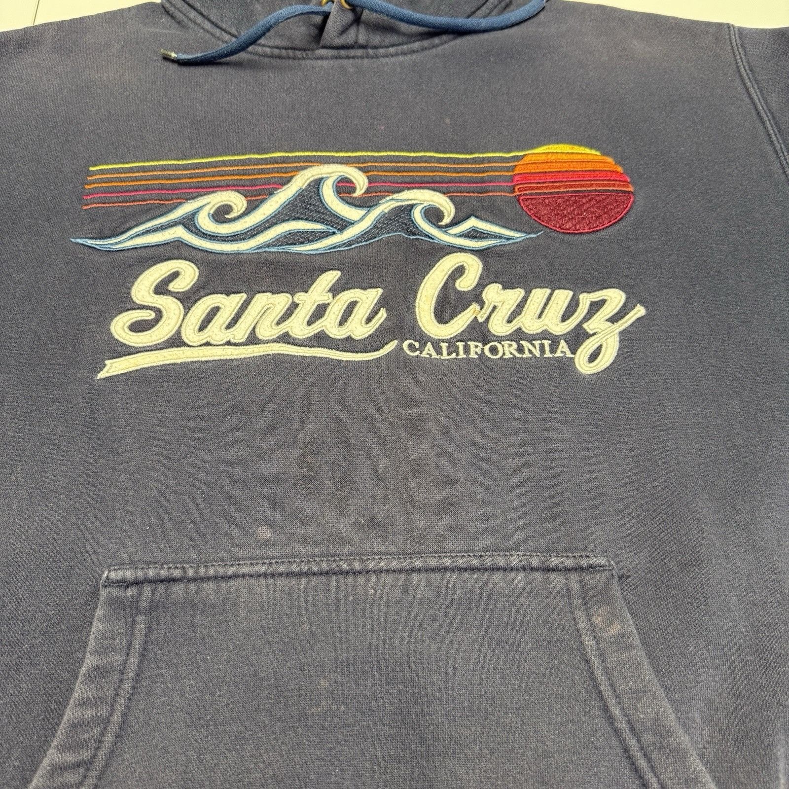 Vintage Vintage Santa Cruz California Hoodie Mens Small 23.5x25 Embr Size US S / EU 44-46 / 1 - 6 Thumbnail