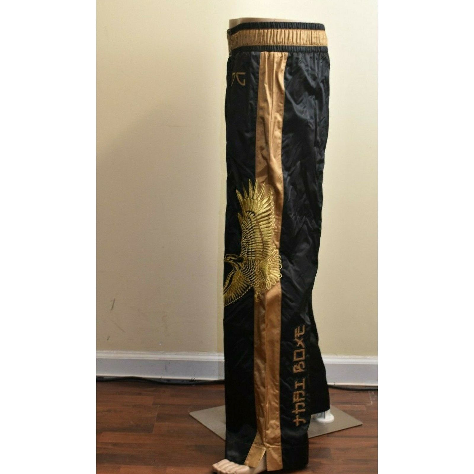 Dolce & Gabbana DOLCE GABBANA GOLD BLACK NYLON THAI EAGLE SPORT PANTS 54 IT Size US 38 / EU 54 - 11 Thumbnail