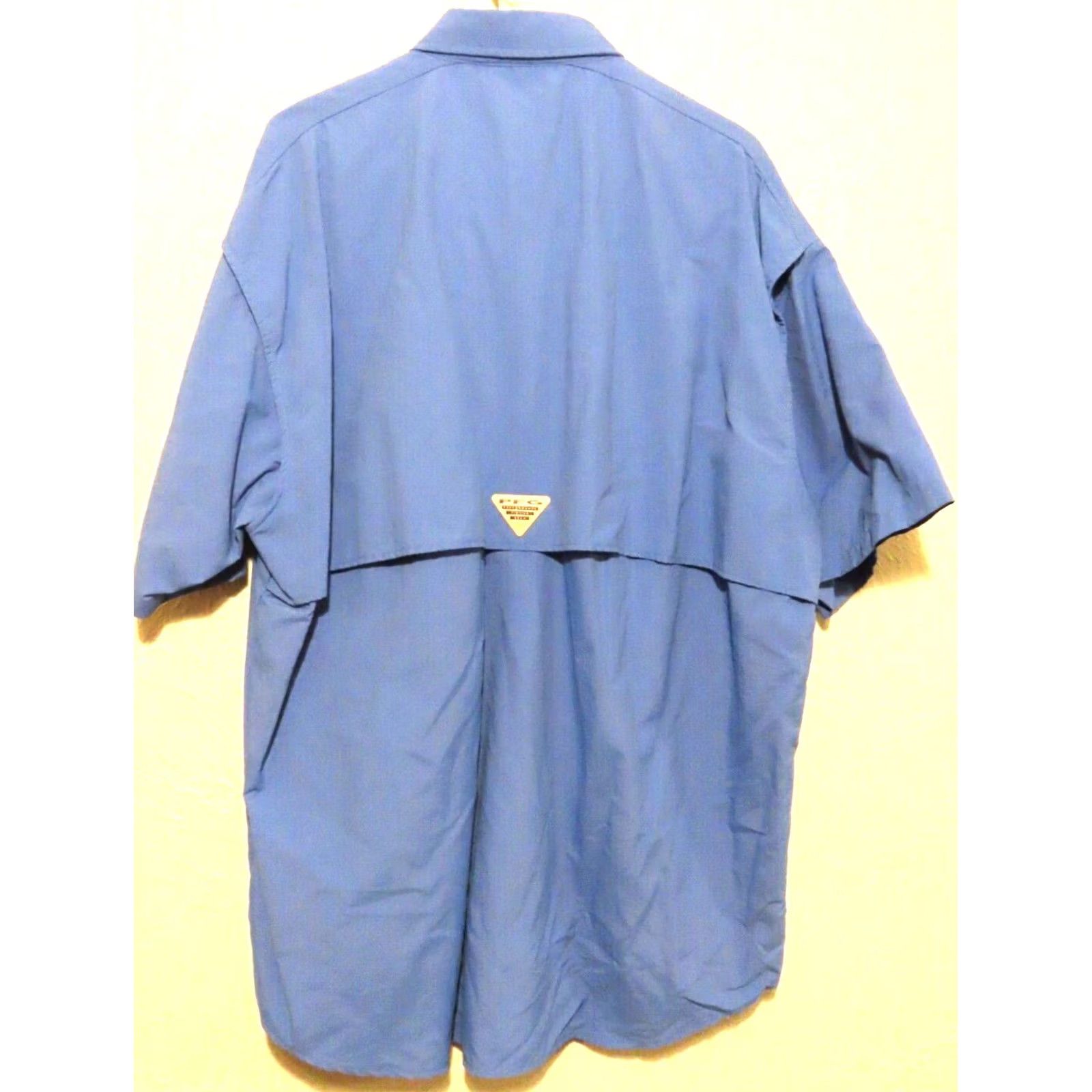 Vintage Columbia Shirt Men's XL Blue Short Sleeve Button-Up Collar Breathable Fishing Casual Pattern: Solid Size US XL / EU 56 / 4 - 5 Thumbnail