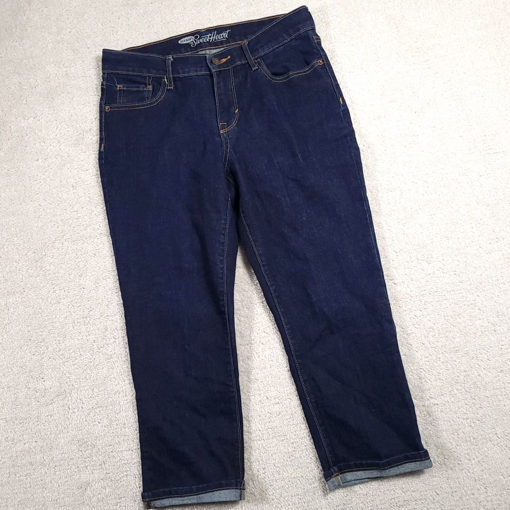Old Navy Old Navy Jeans Capris The Sweetheart Denim Capri Pants Womens 4 Dark Wash Stretch Cuffed Jeans Regular 4 Blue Women Mens? Size 27" / US 4 / IT 40 - 2 Thumbnail