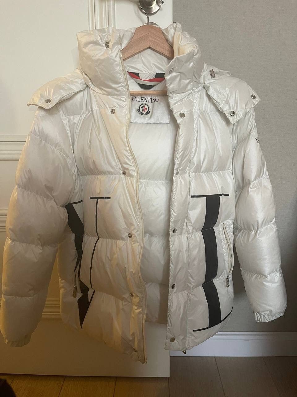 Moncler valentino puffer online