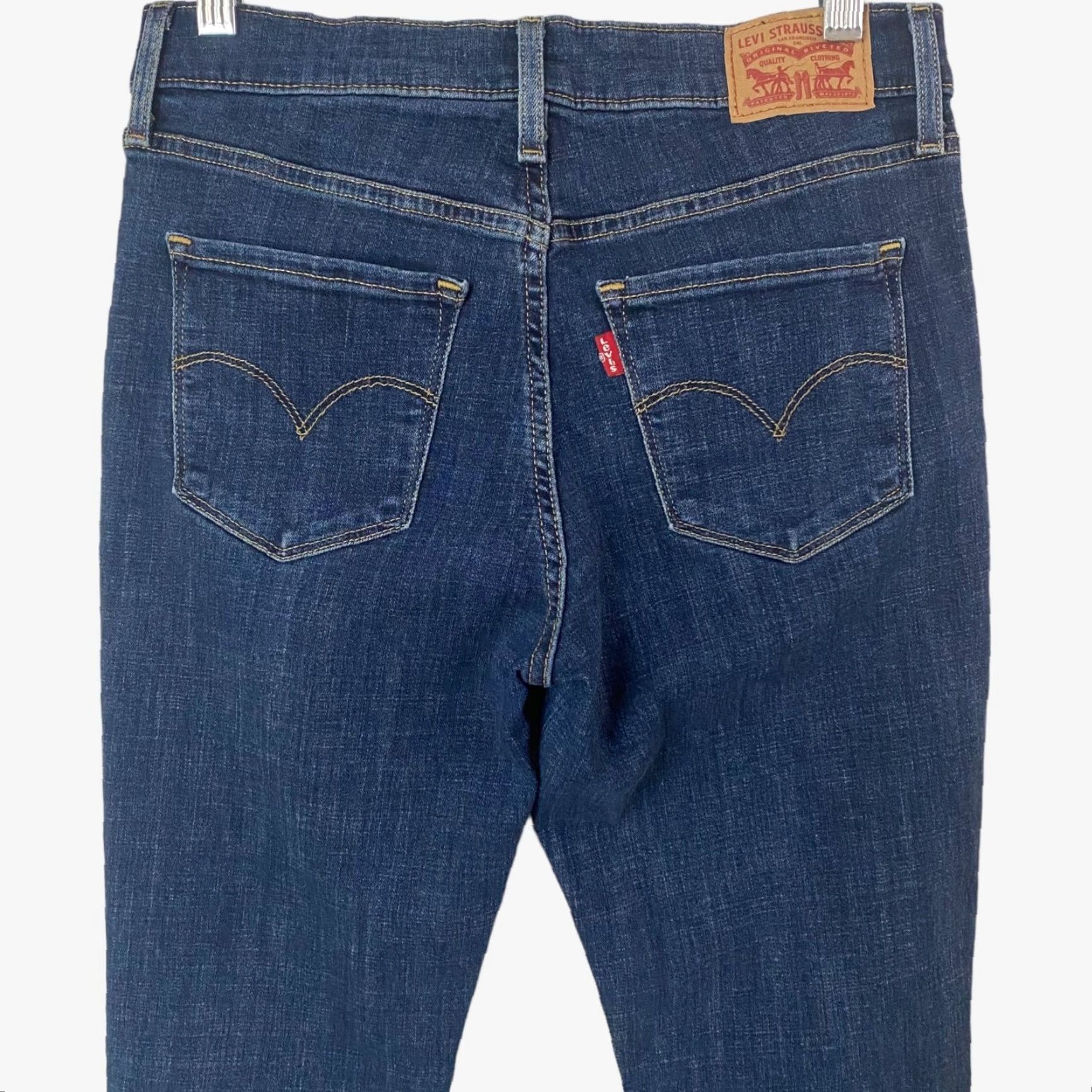 Levi's Levi's 311 Shaping Skinny Jeans Womens 28 Blue Dark Wash Mid-Rise Stretch Denim Size 28" / US 6 / IT 42 - 6 Thumbnail