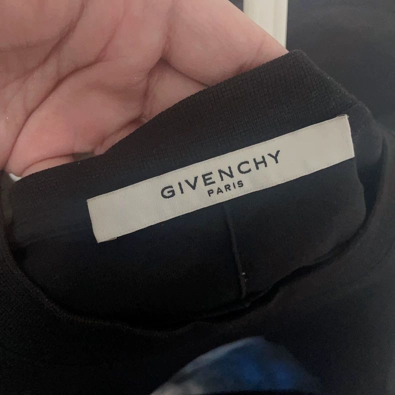 Givenchy Givenchy Shark T-shirt Size US S / EU 44-46 / 1 - 3 Thumbnail