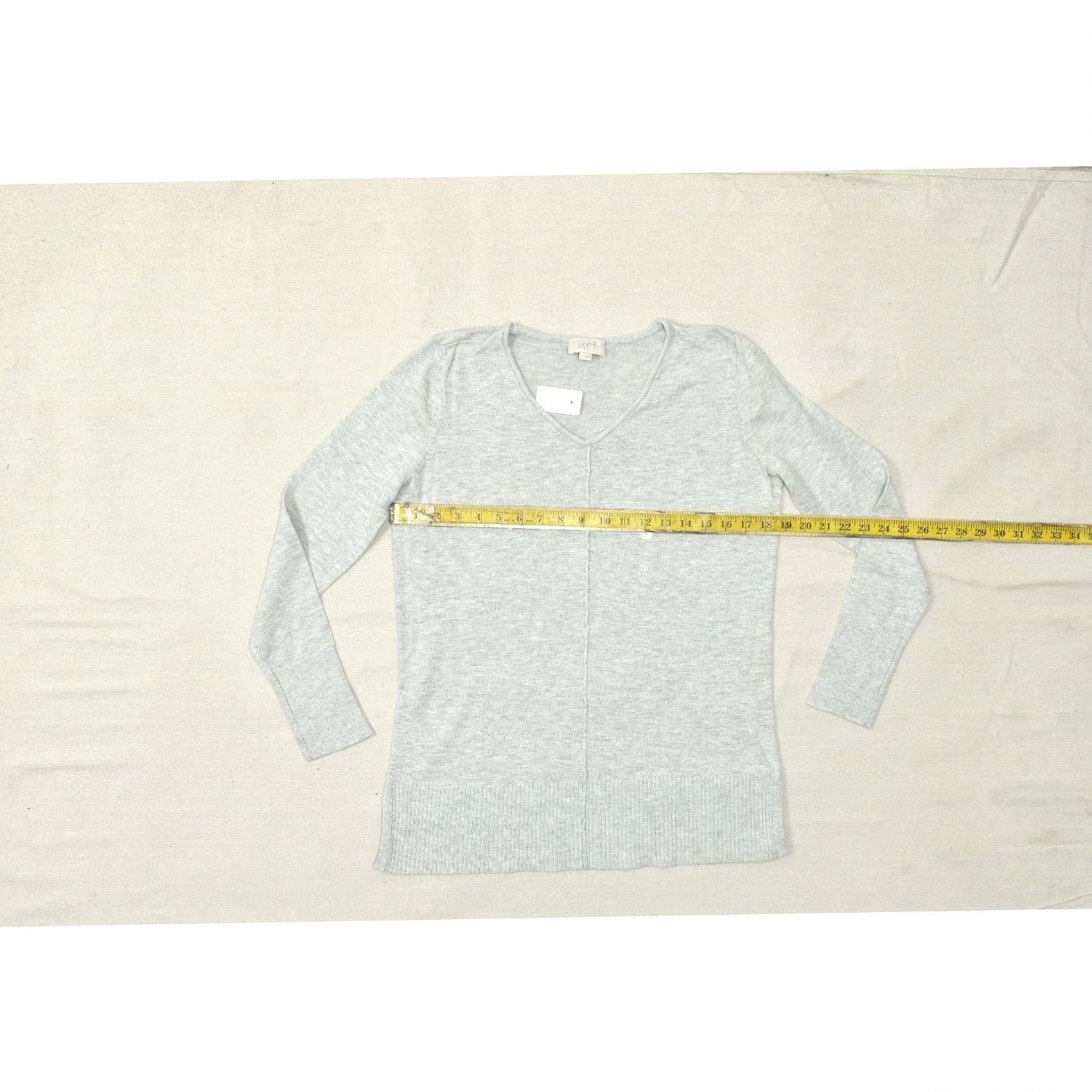 Loft LOFT Women S Gray V-Neck Long Sleeve Ribbed Hem Pullover Sweater NWT Size S / US 4 / IT 40 - 4 Thumbnail