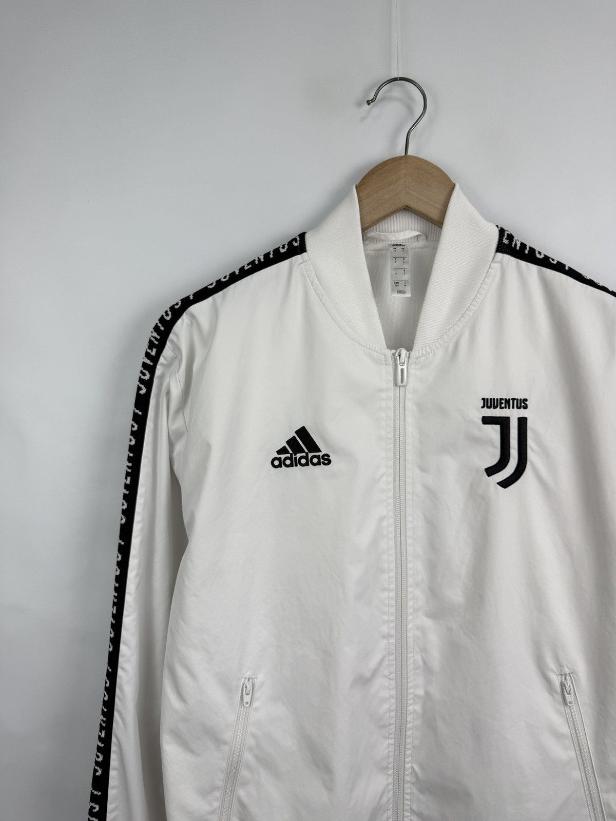 Adidas 🇮🇹 Y2K Adidas Juventus Anthem Bomber Jacket 2019 Blokecore Size US S / EU 44-46 / 1 - 7 Thumbnail