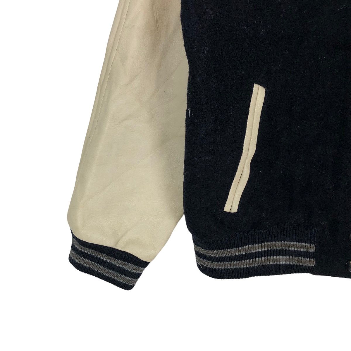 Japanese Brand 🔥VINTAGE VARSITY JACKET JAPAN CHILD WOMAN Size US M / EU 48-50 / 2 - 3 Thumbnail