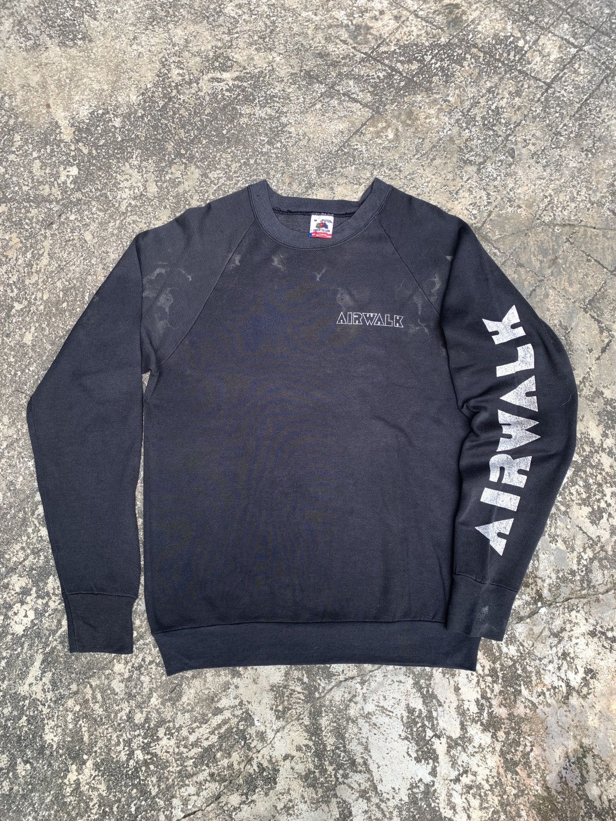 Airwalk × Vintage 1990s Airwalk USA Streetwear OG Logo Raglan Faded Crewneck Size US M / EU 48-50 / 2 - 2 Thumbnail