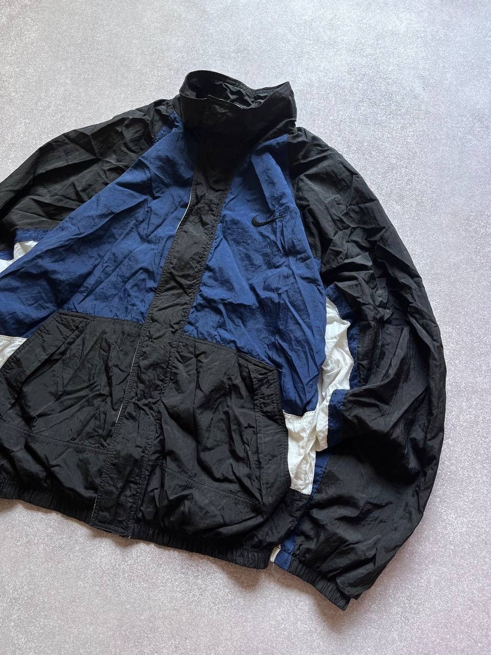 Nike Vintage Nike Swoosh Nylon Olympic Jacket Y2K L Size US L / EU 52-54 / 3 - 4 Thumbnail