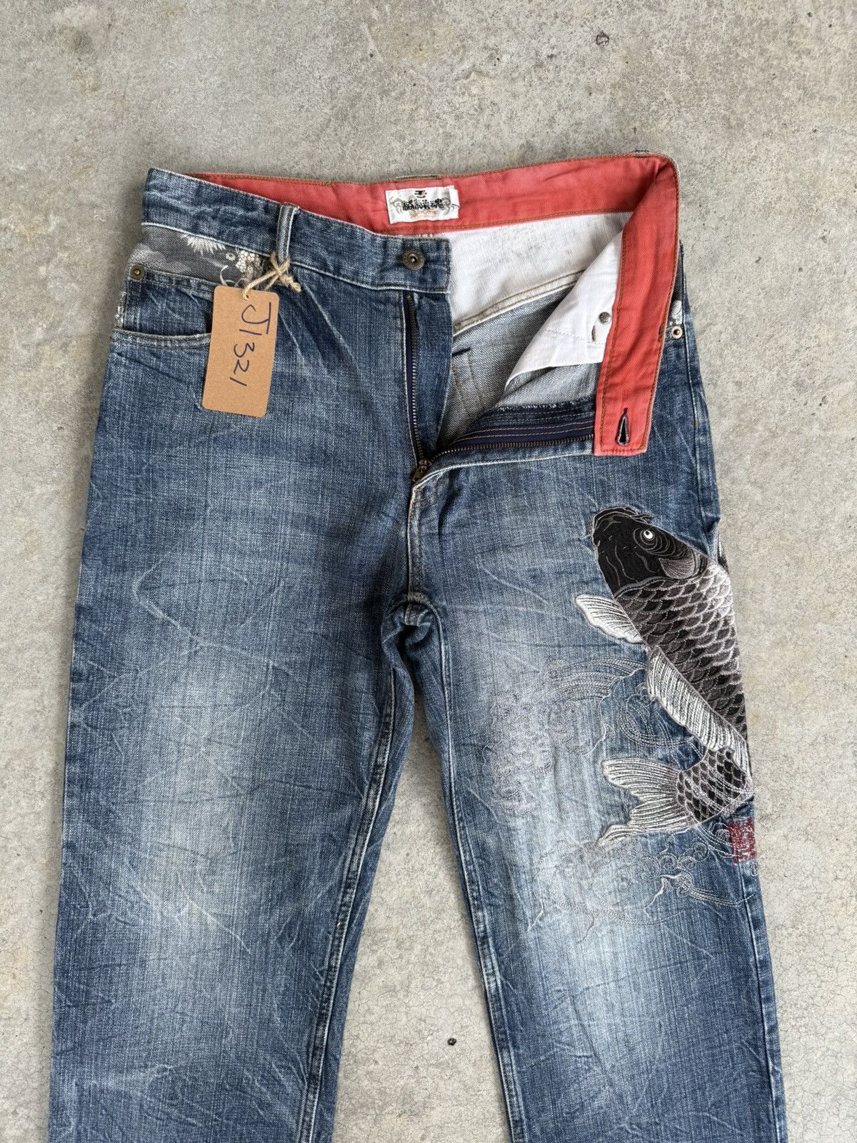 Karakuri Tamashii Karakuri Tamashii Embroidered Multipocket Distressed Size US 31 - 3 Thumbnail
