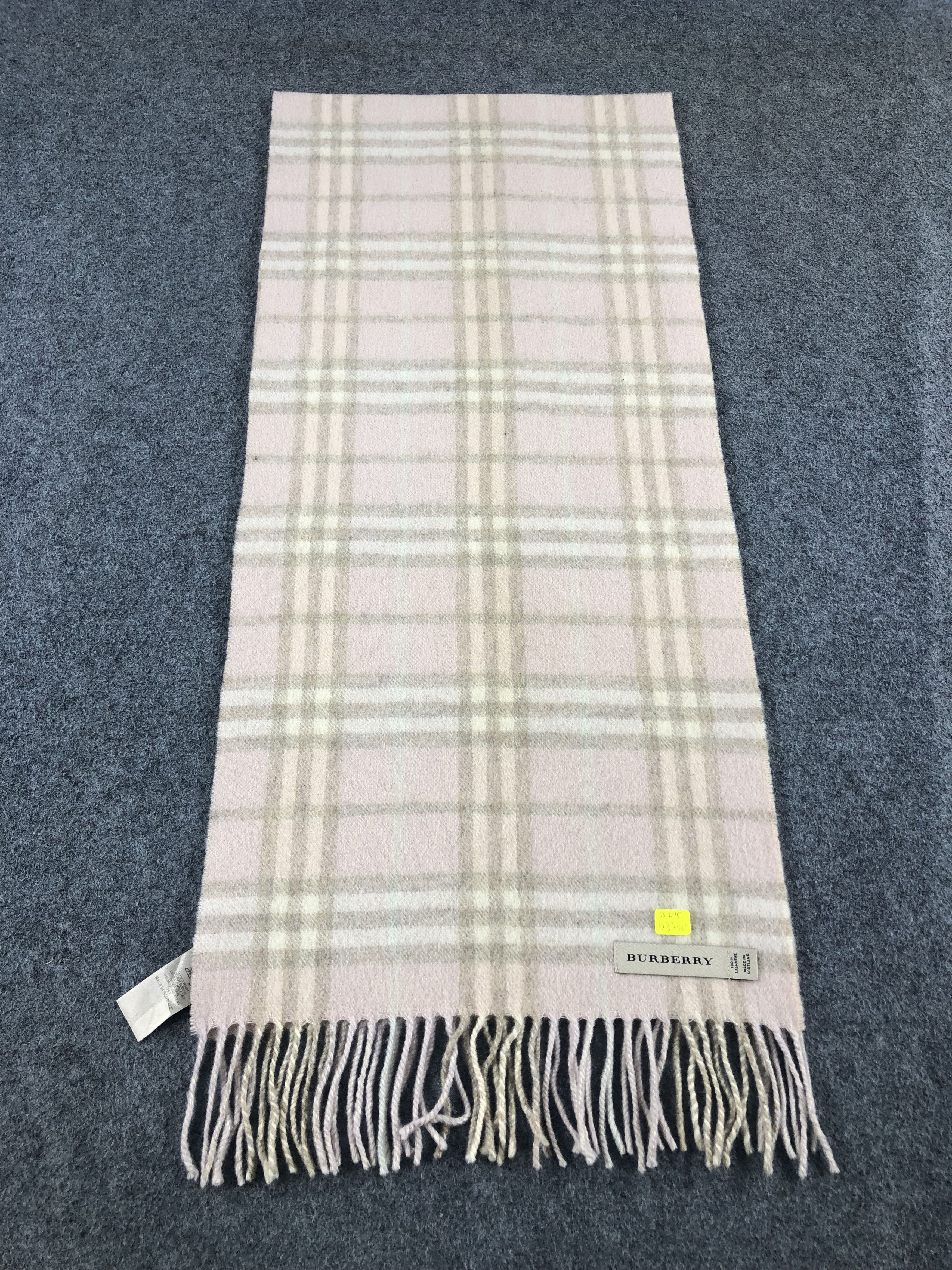 Burberry Burberry Cashmere Scarf / Muffler / Neckwear Size ONE SIZE - 2 Thumbnail