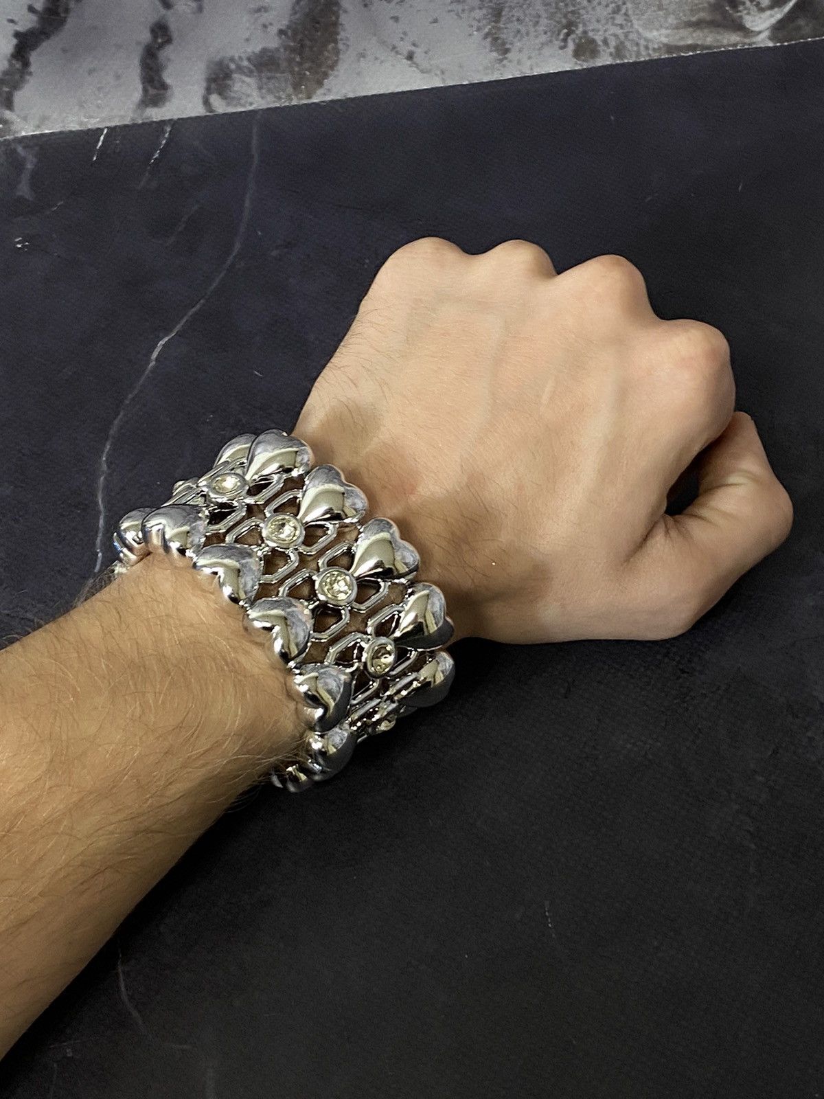 Japanese Brand Vintage Y2K Chunky Heart Bracelet with Rhinestones Size ONE SIZE - 3 Thumbnail