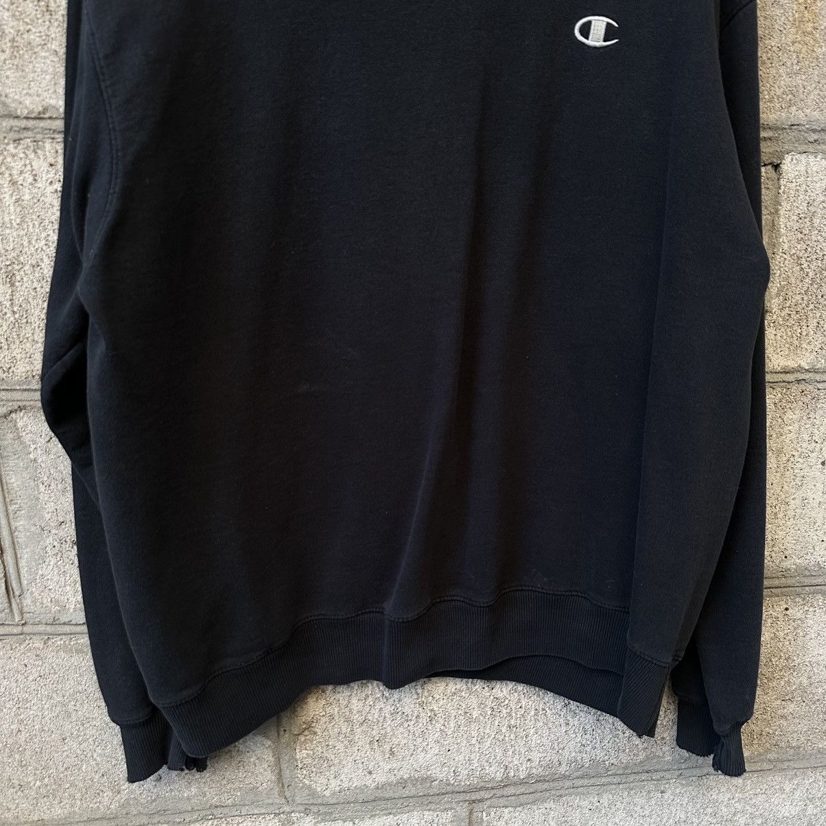 Champion Vintage Champion Sweatshirt Small Logo Y2K 00s USA Size L Size US L / EU 52-54 / 3 - 3 Thumbnail