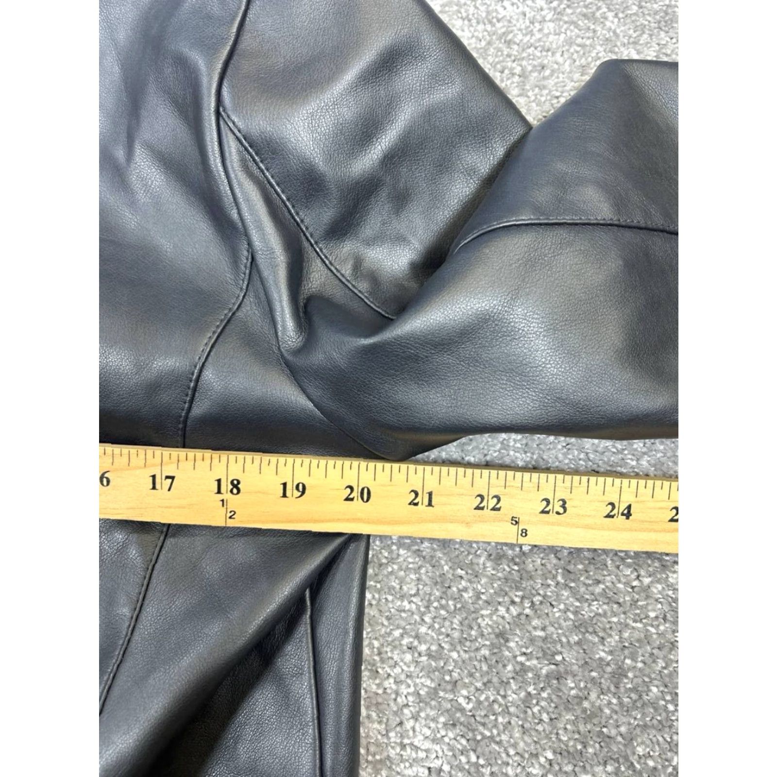 American Eagle Outfitters American Eagle Jacket Womens Medium Black Faux Leather Size M / US 6-8 / IT 42-44 - 6 Thumbnail