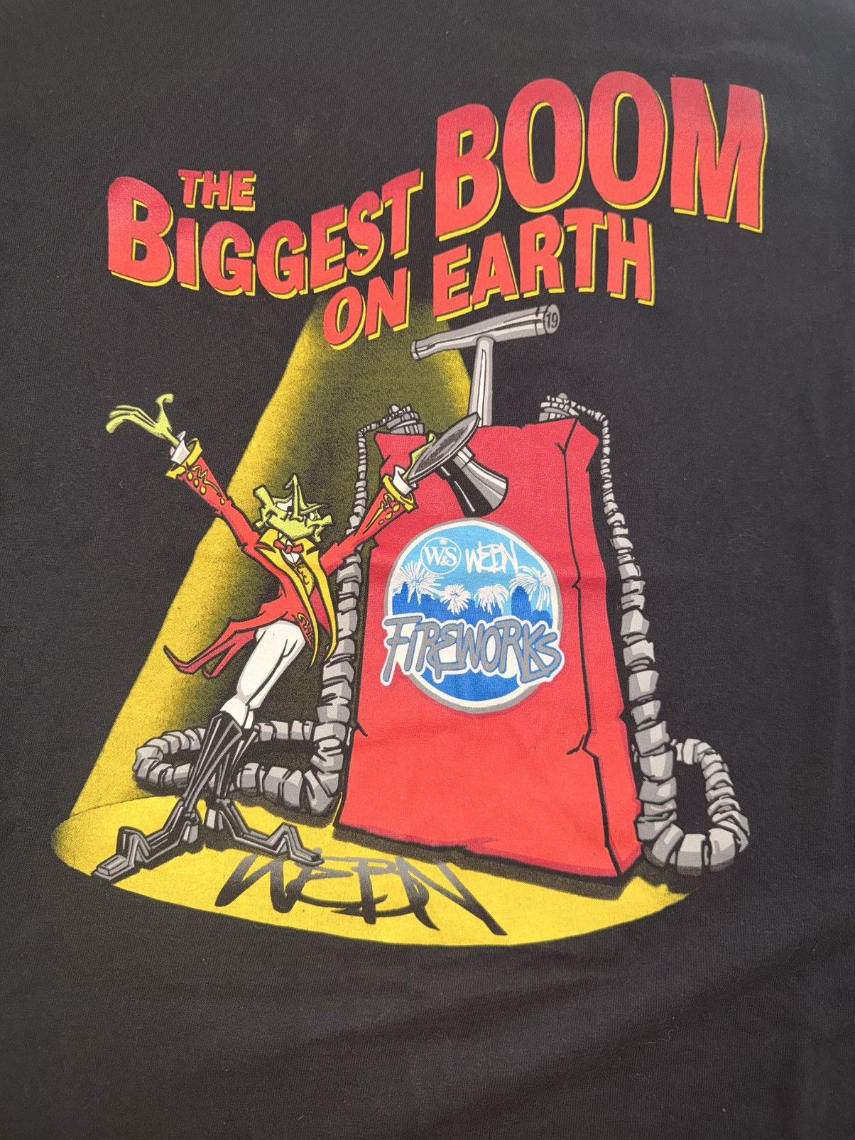 Vintage Vintage Fireworks tee Size US L / EU 52-54 / 3 - 2 Thumbnail
