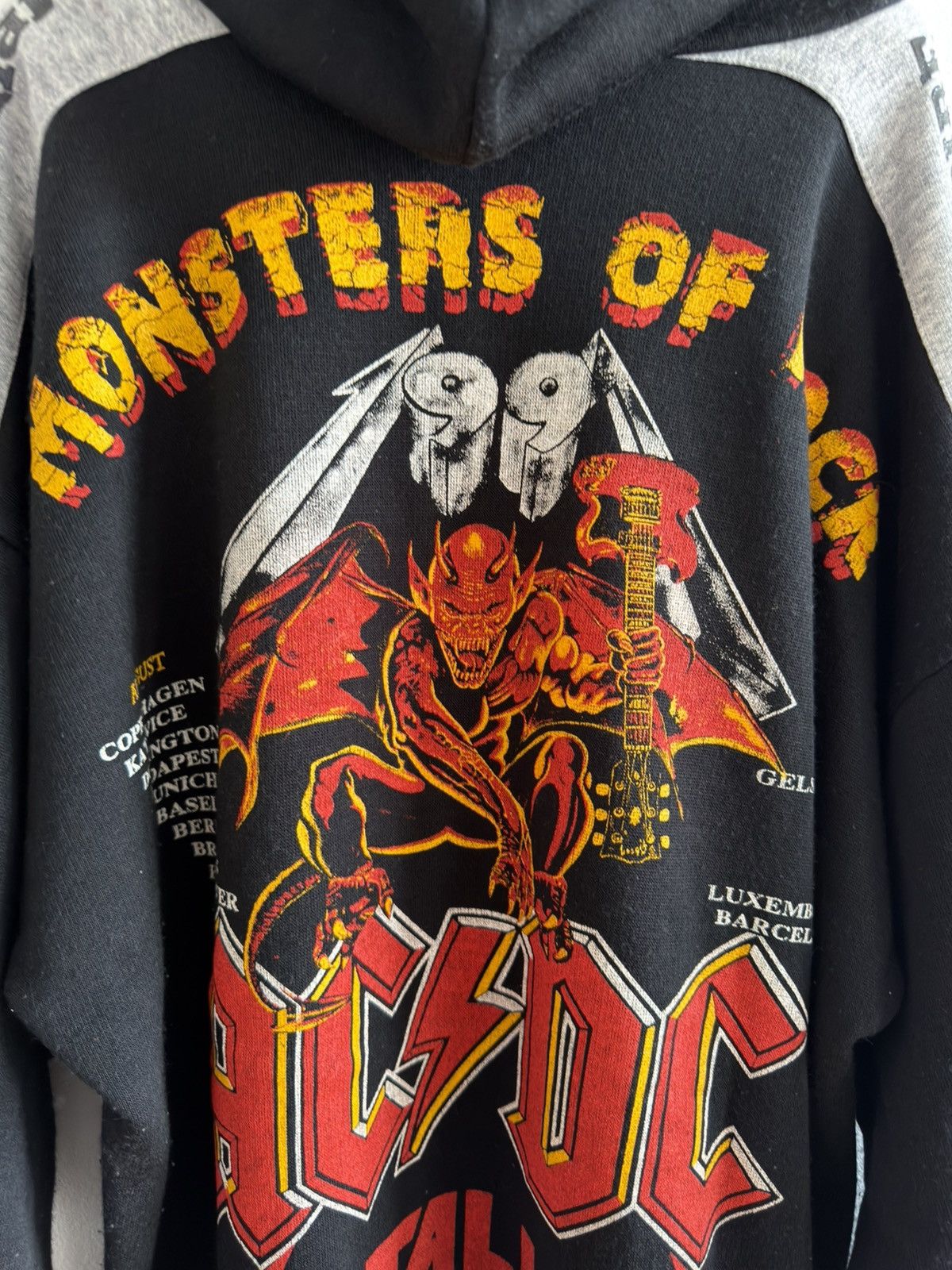 AC/DC *RARE* 1999 90s Monsters of Rock HOODIE ACDC Metallica vtg Size US XL / EU 56 / 4 - 7 Thumbnail