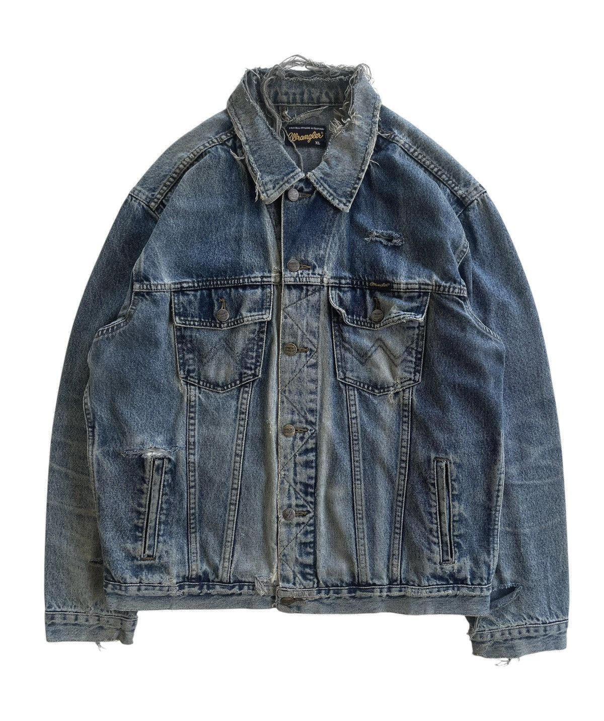 Vintage Thrashed!!! Vintage Wrangler Trucker Jacket Distressed Size US XL / EU 56 / 4 - 1 Thumbnail