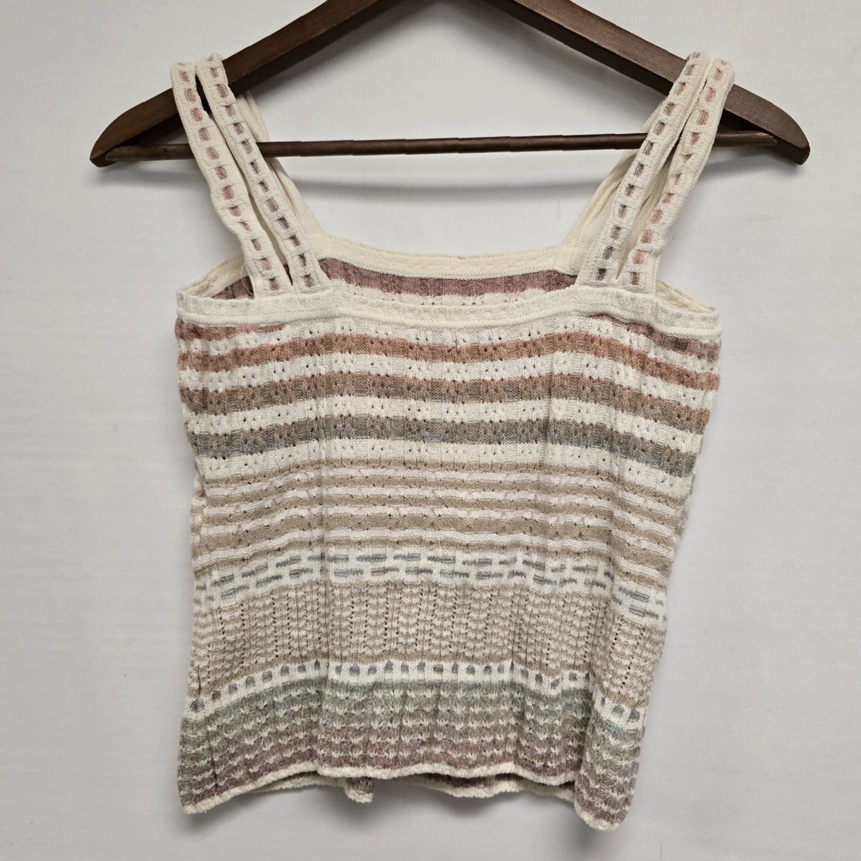 St. John VINTAGE St. John by Marie Gray Womens Tank Knit Sleeveless Crochet Ombre Pullover Sweetheart Neckline 90s Classic Designer Size S / US 4 / IT 40 - 4 Thumbnail