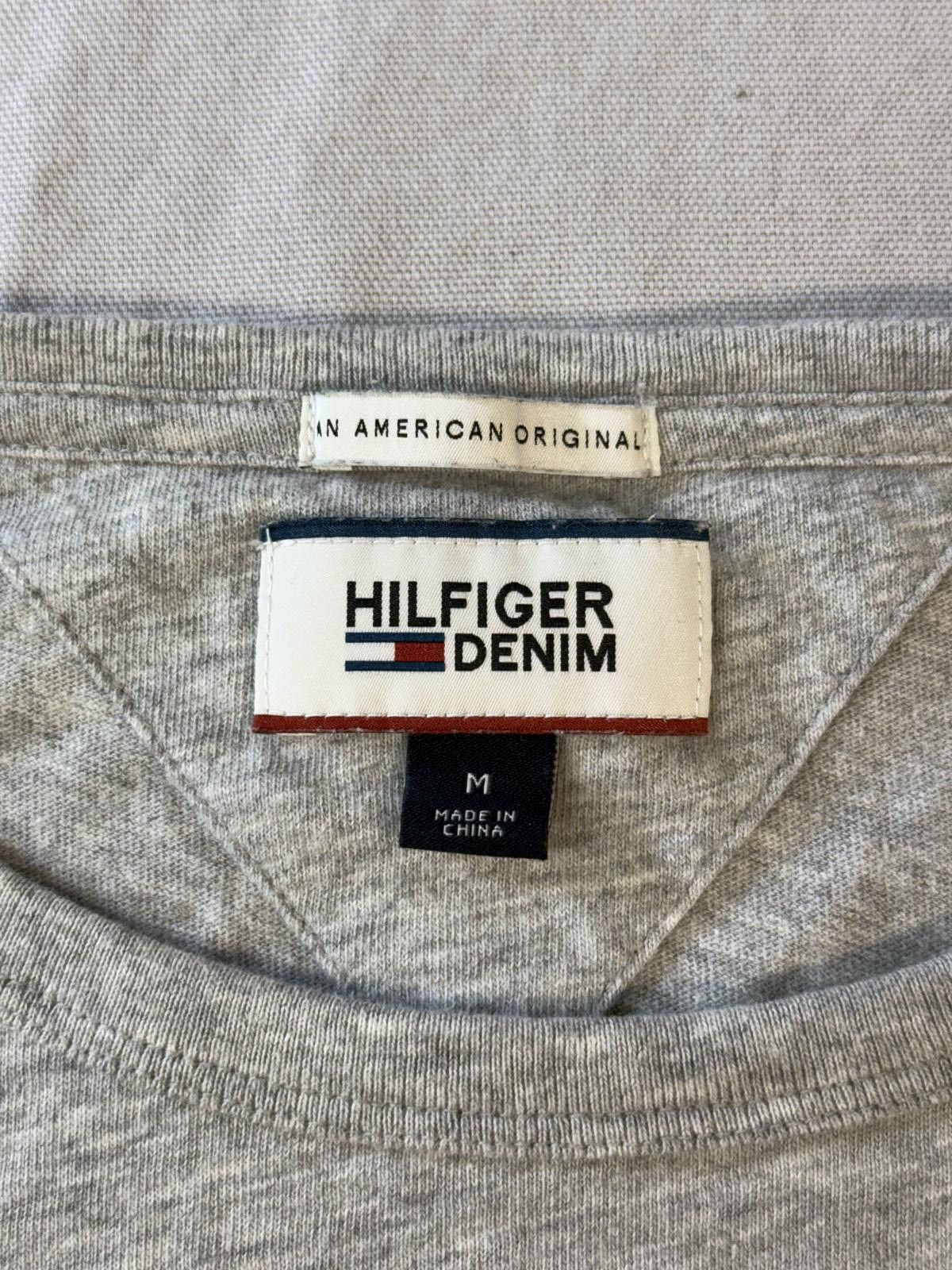 Designer Tommy Hilfiger Denim T-shirt Liberty Pin-Up Women Tee - M Size US M / EU 48-50 / 2 - 2 Thumbnail