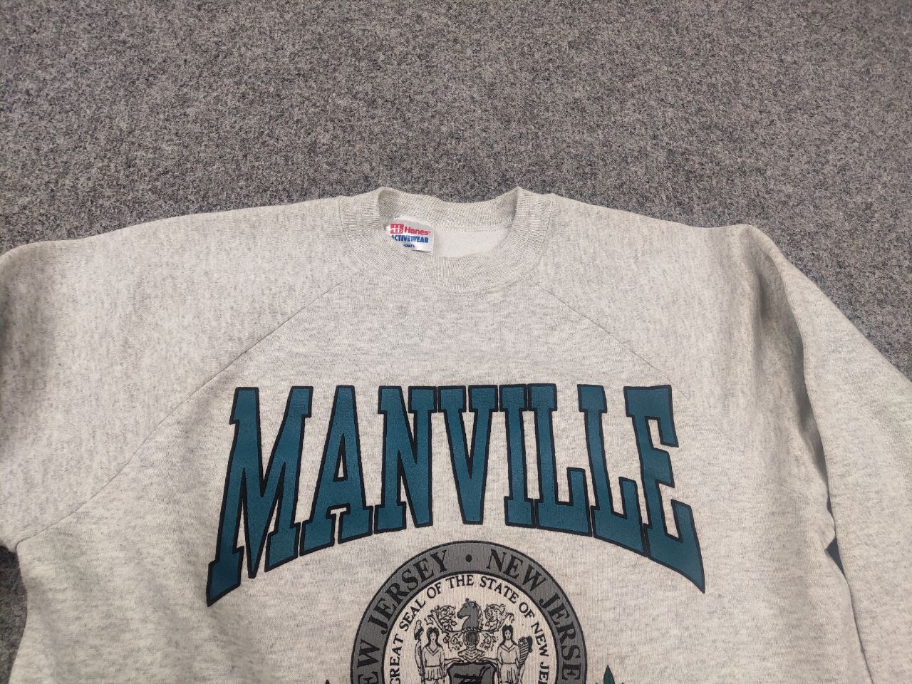 Hanes Vintage 1992 Manville New Jersey Logo Crew neck Sweatshirt Size US L / EU 52-54 / 3 - 4 Thumbnail