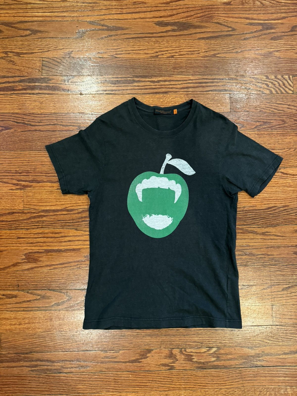 Undercover 2007 Undercover Vampire Apple fang tee shirt | Grailed