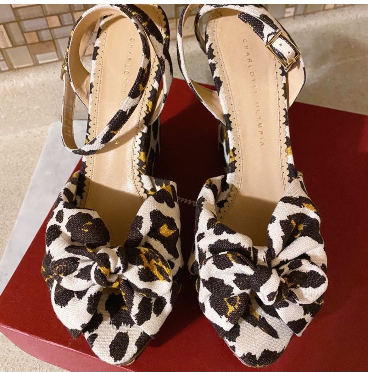 Charlotte Olympia Authentic Charlotte Olympia Miranda Bow Platform Wedges Size US 11 / IT 41 - 3 Thumbnail