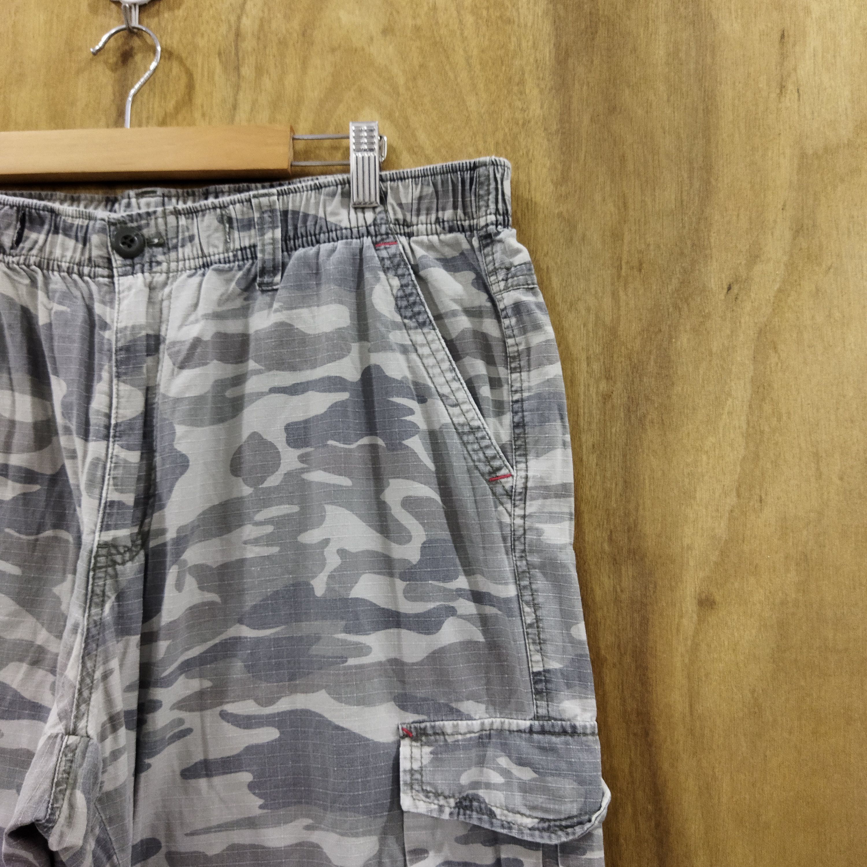 Japanese Brand TREVDE GREY CAMO CARGO PANTS Size US 34 / EU 50 - 5 Thumbnail
