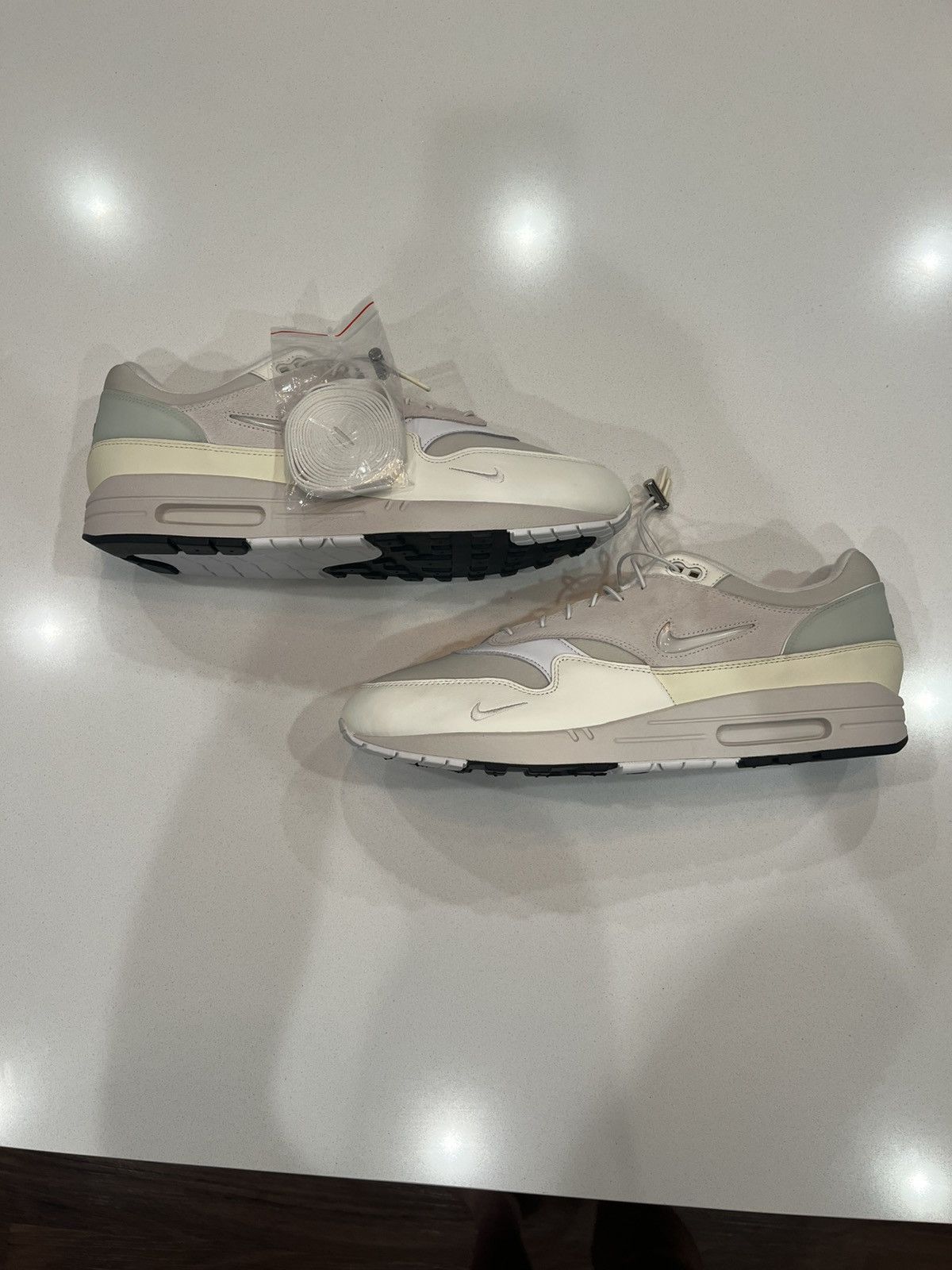 Nike Air Max 1 Premium ‘Hangul Day’ size 15 Size US 15 / EU 48 - 3 Thumbnail
