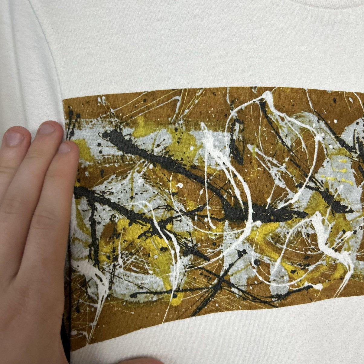 Uniqlo Designer Uniqlo Big Graphic logo Art streetwear tee Size US XS / EU 42 / 0 - 3 Thumbnail