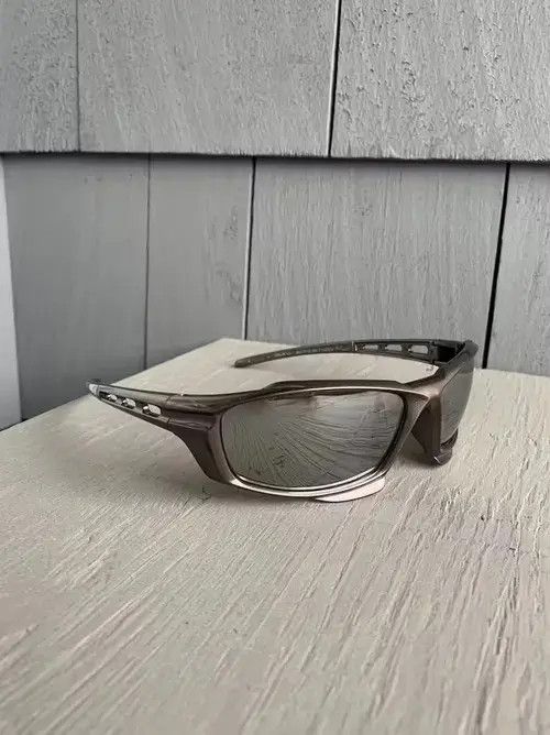 Electric Visual × Japanese Brand Vintage 2000s Sports Wrap Sunglasses Silver Punk Y2K Raver Size ONE SIZE - 3 Thumbnail