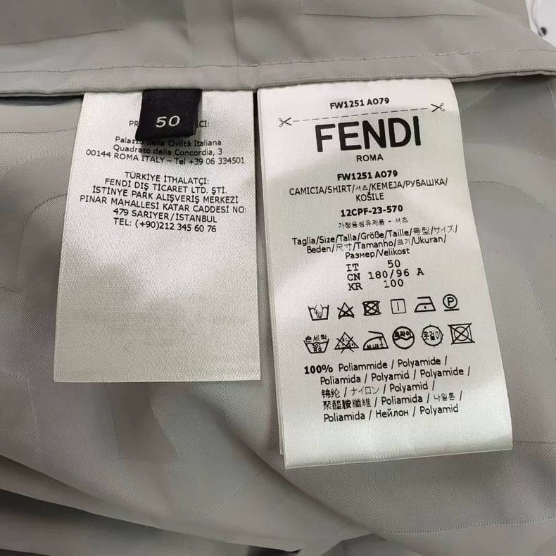Fendi Fendi Full print logo detail solid colour pointed collar s Size US S / EU 44-46 / 1 - 5 Thumbnail