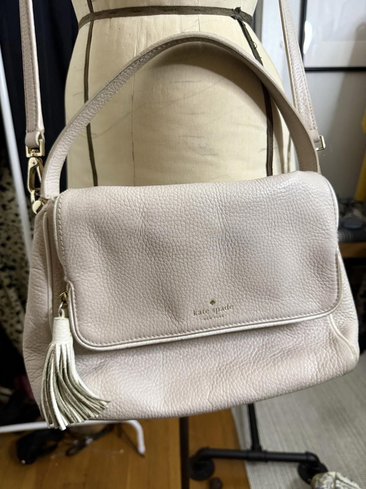 Kate Spade Kate Spade New York Pebbled Leather Crossbody Bag Off-White Size ONE SIZE - 2 Thumbnail