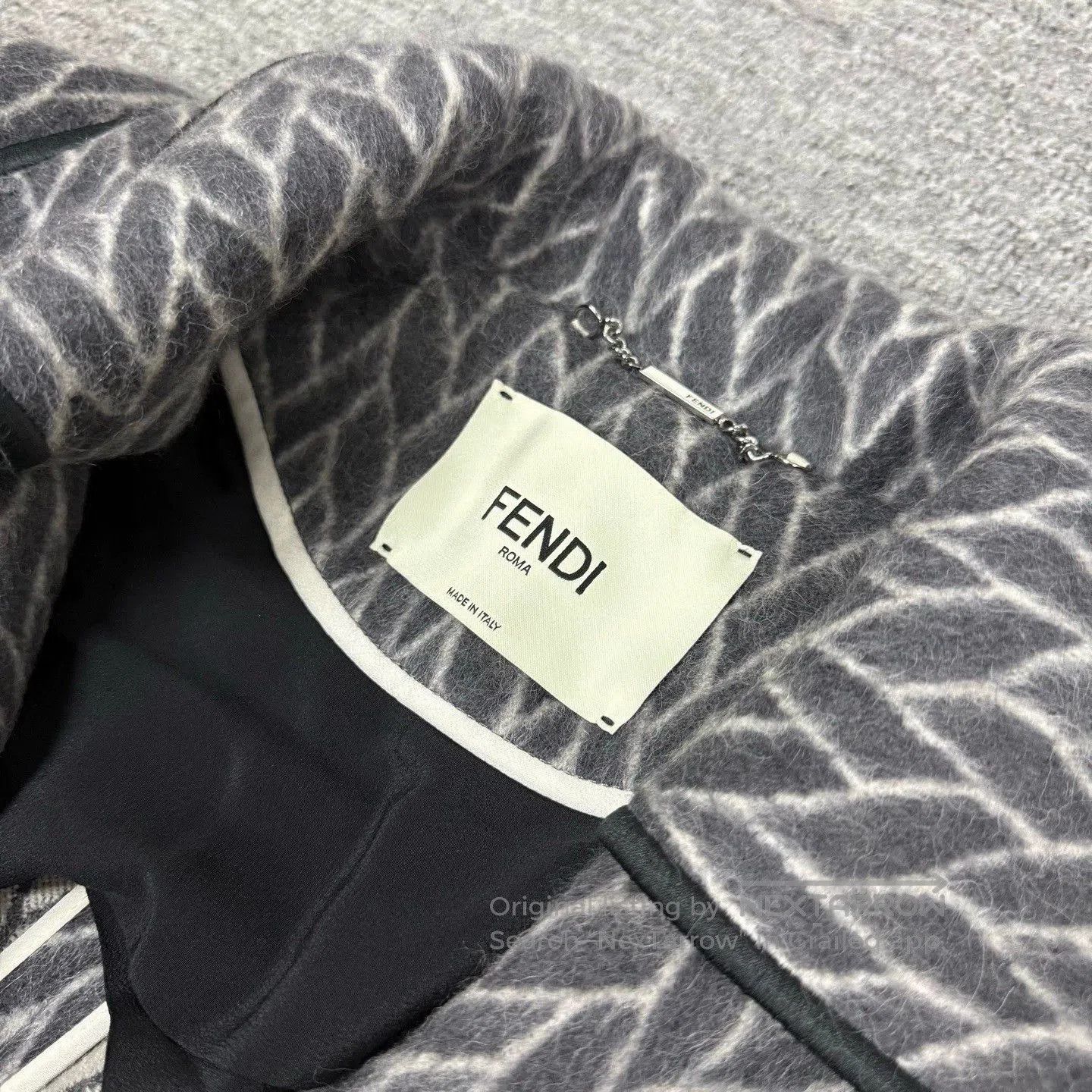 Fendi fendi shearling wool coat in gray. Size US M / EU 48-50 / 2 - 5 Thumbnail