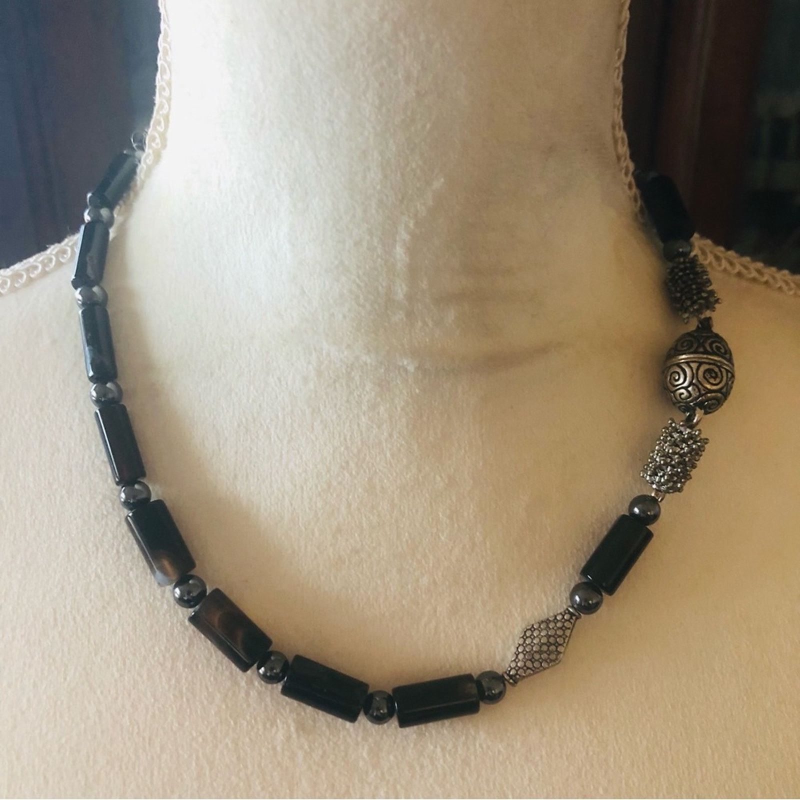 Handmade Handcrafted orca agate necklace and earring set Size ONE SIZE - 1 Thumbnail