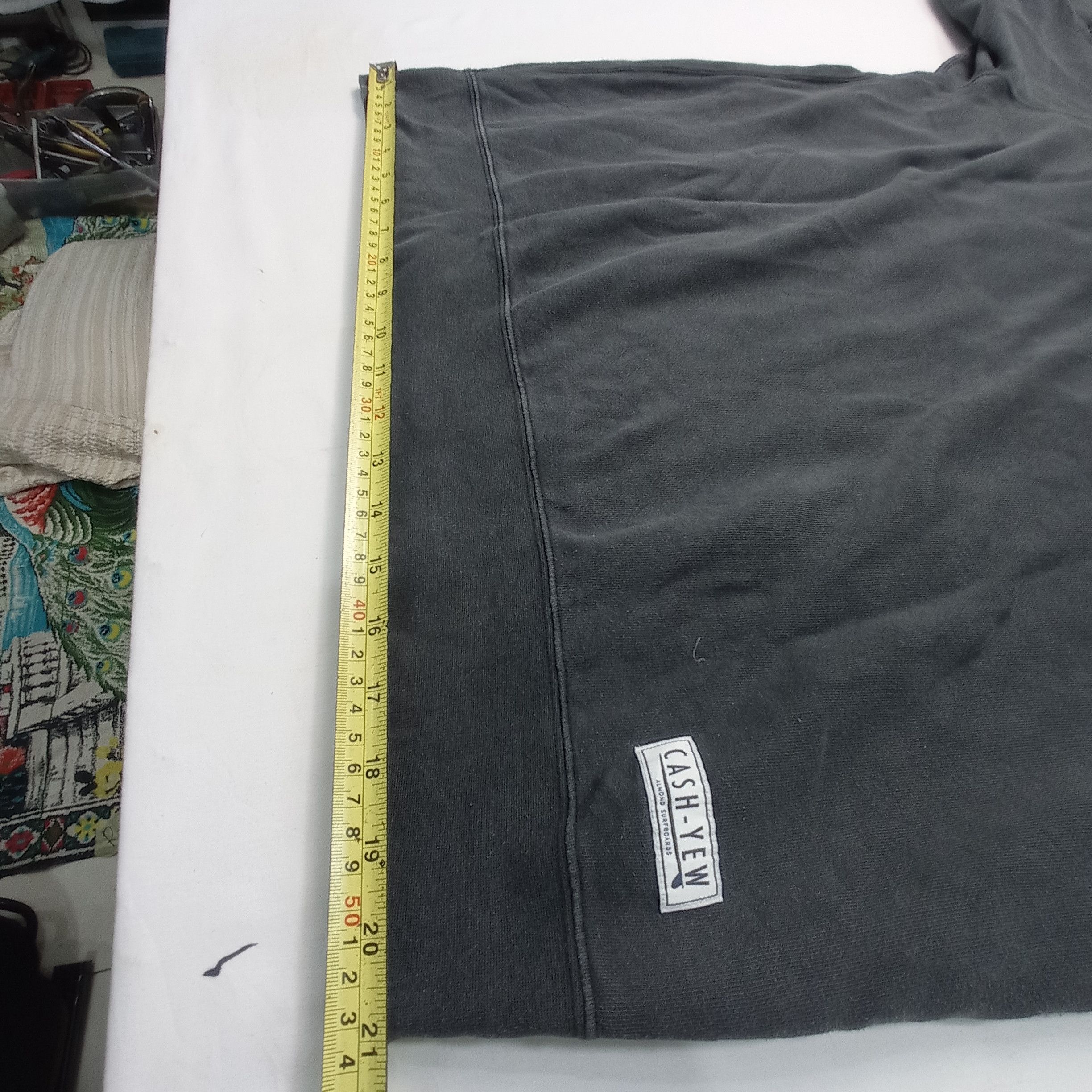Uniqlo Uniqlo Almond Surfboards Sweatshirt Size US XL / EU 56 / 4 - 13 Thumbnail