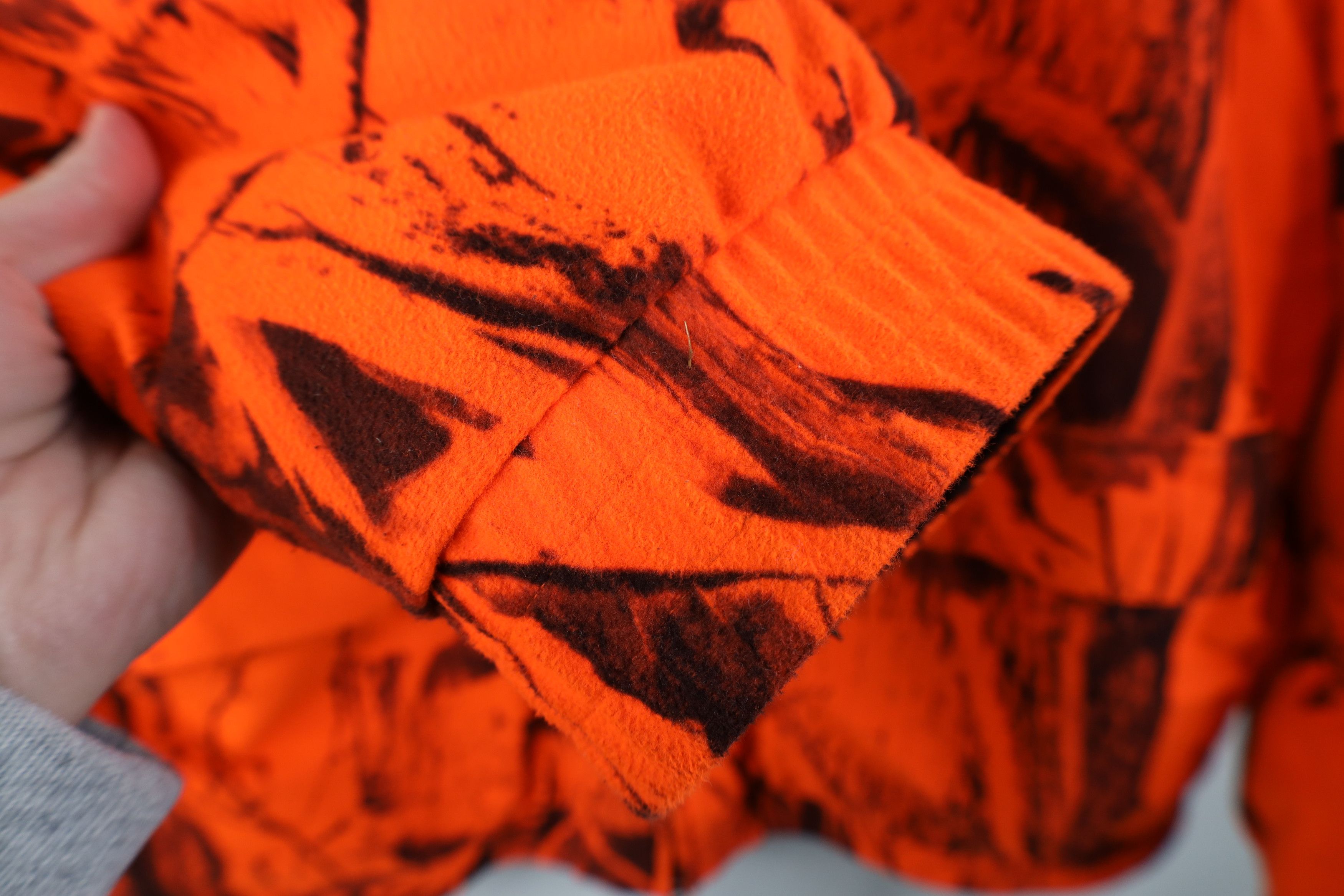 Vintage Vintage 90s Streetwear Camouflage Puffer Jacket Blaze Orange Size US XL / EU 56 / 4 - 8 Thumbnail