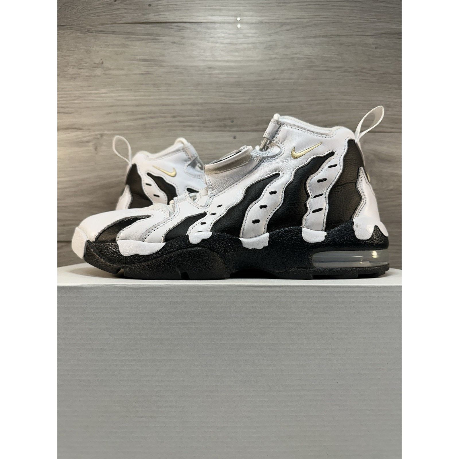Nike Nike Air DT Max '96 Colorado Away - White Black - Size 8 Size US 8 / EU 41 - 1 Thumbnail
