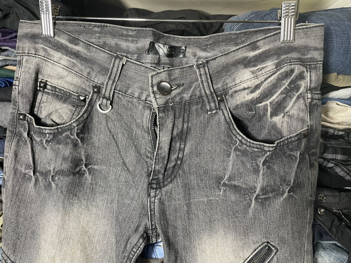 Seditionaries Distressed Bondage Punk Style Japanese Jeans Size US 32 / EU 48 - 4 Thumbnail