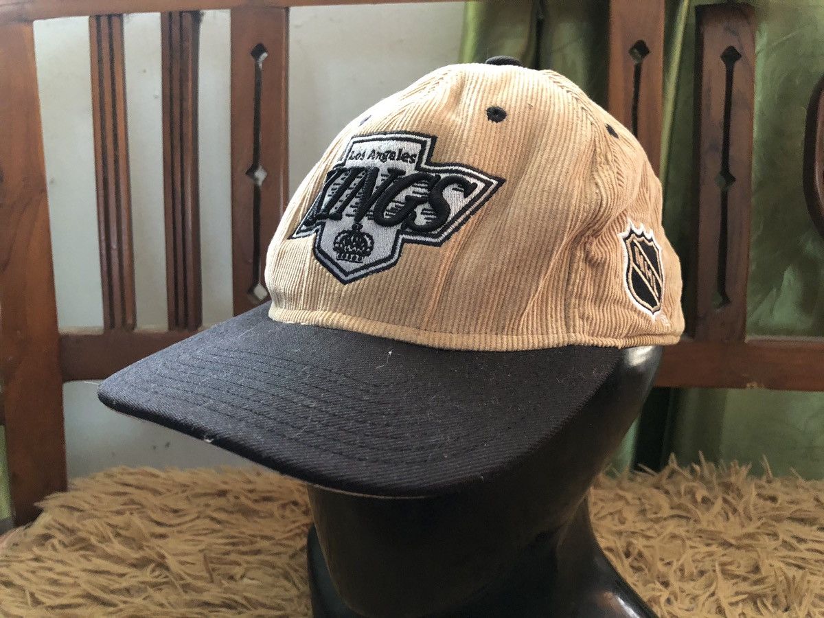 Mitchell & Ness Los Angeles KINGS NHL Corduroy Mitchell & Ness Cap Hat Size ONE SIZE - 2 Thumbnail