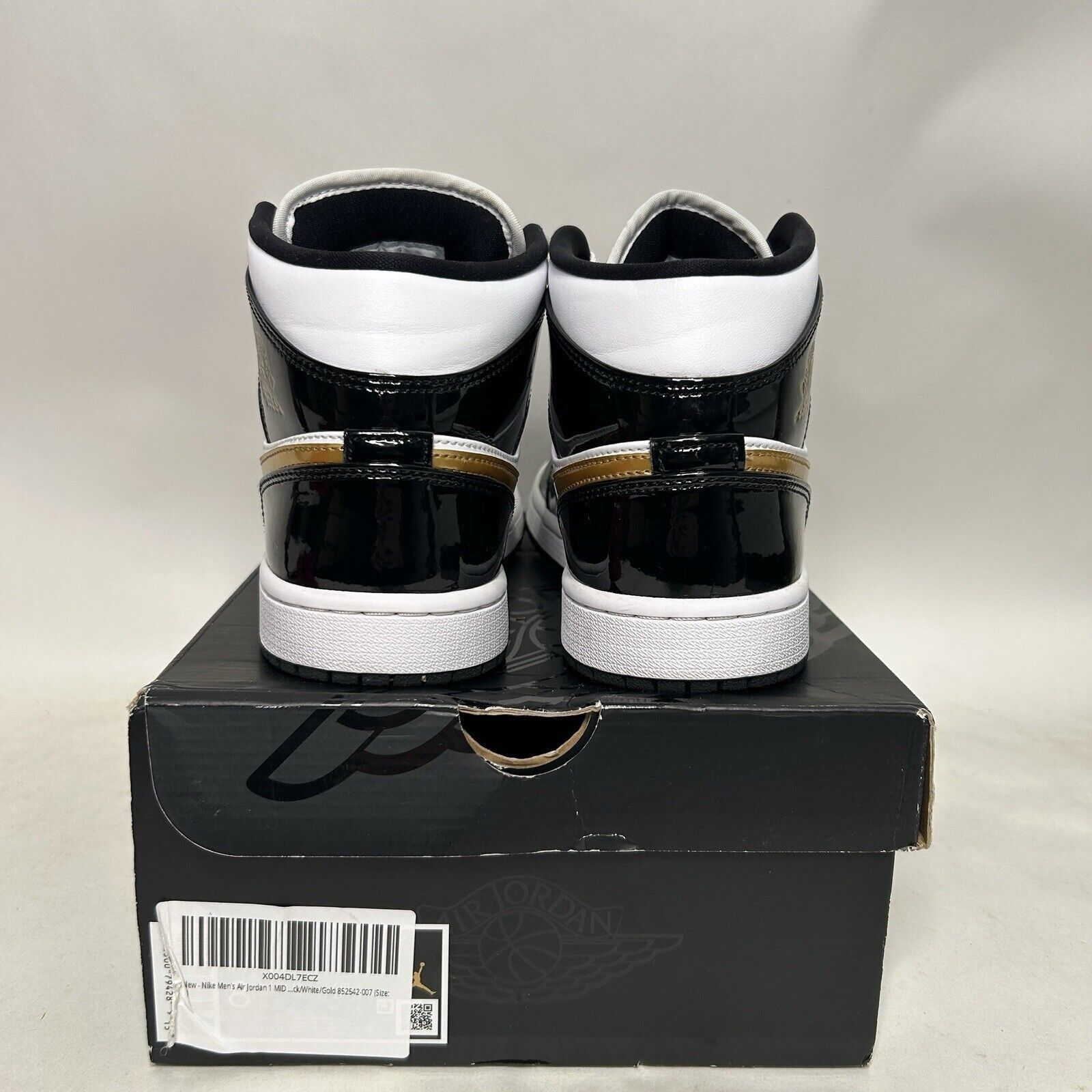 Jordan Brand Nike Air Jordan 1 Mid SE “Patent Black Metallic Gold” 2024 Size US 8 / EU 41 - 4 Thumbnail