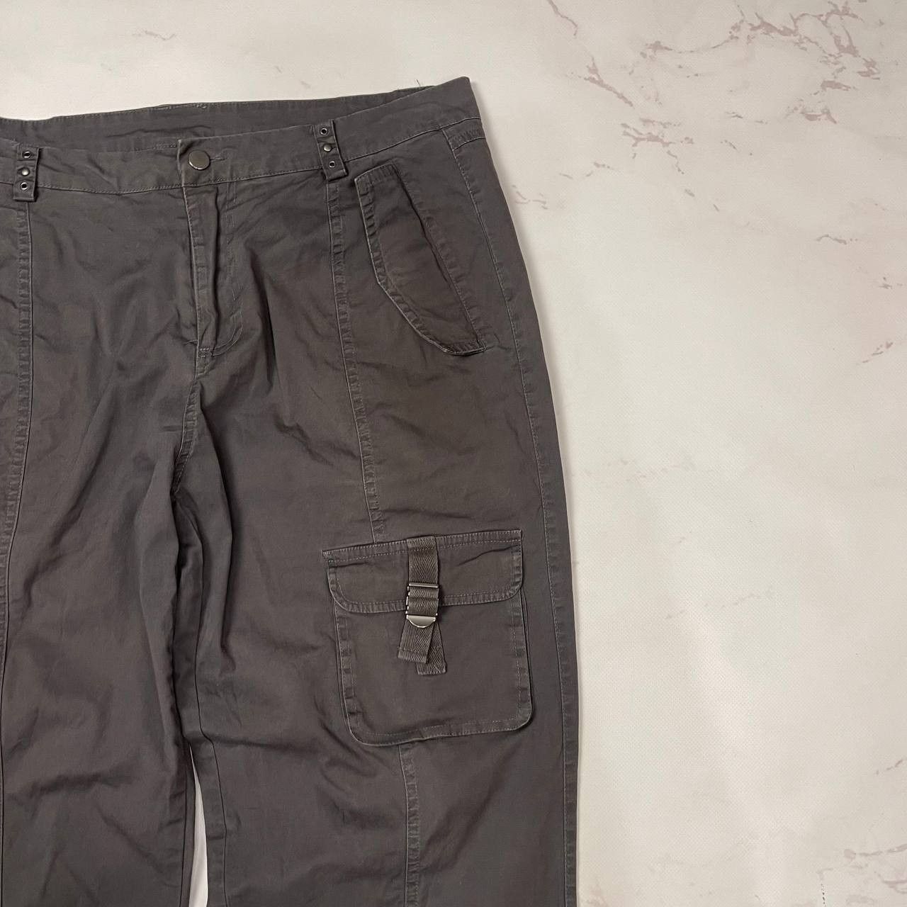 Ed Hardy Ed Hardy Urban Outfitters Y2K 90s Style Grey Cargo Size XL Size US 36 / EU 52 - 10 Thumbnail