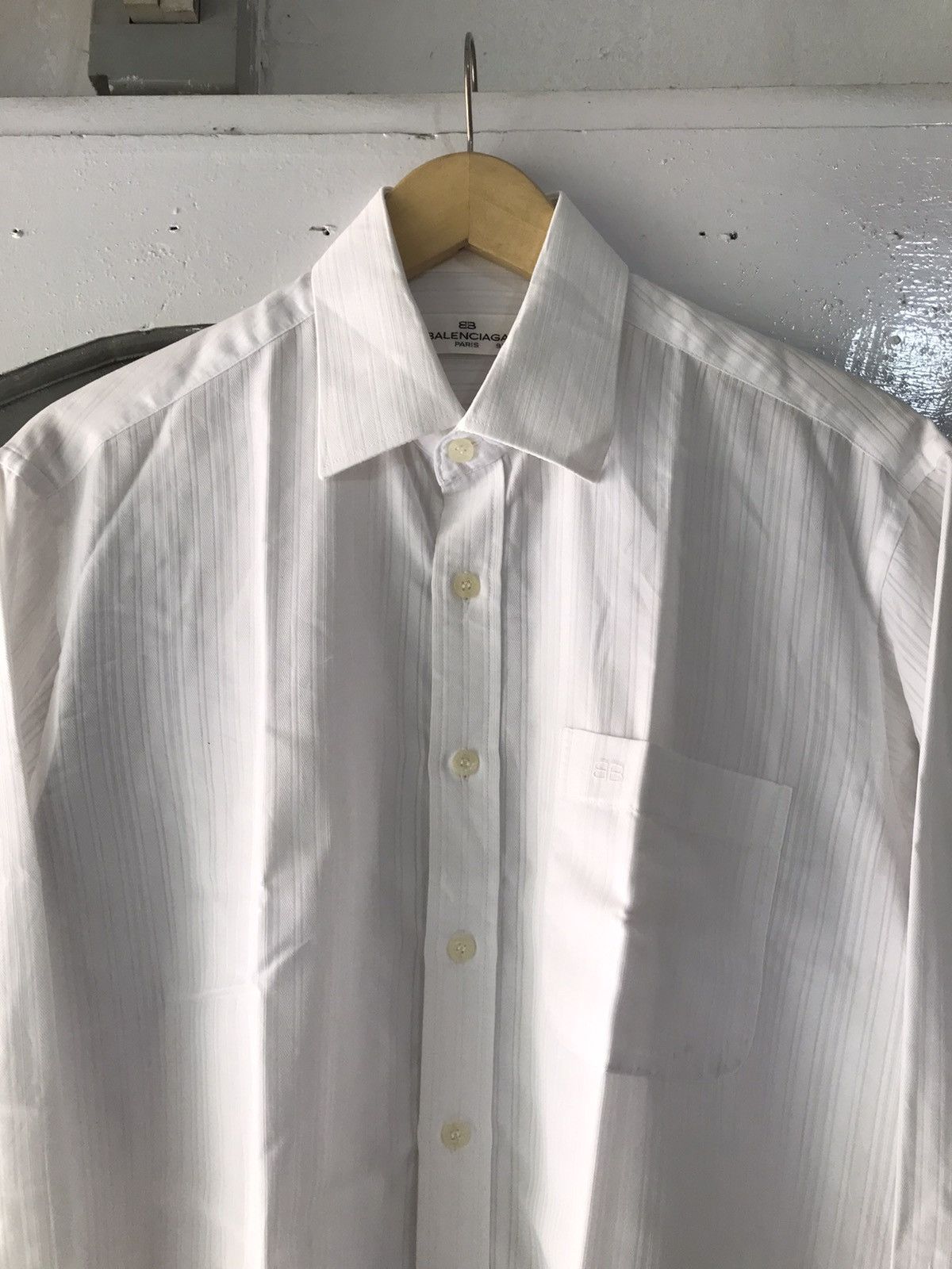 Balenciaga × Vintage Vintage Balenciaga White Casual Shirts Size US M / EU 48-50 / 2 - 2 Thumbnail