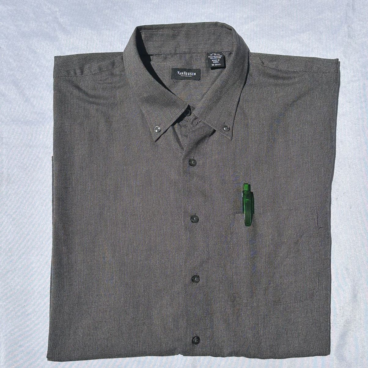 Van Heusen Van Heusen Button Up pocket shirt short sleeve business Size US XXL / EU 58 / 5 - 1 Thumbnail