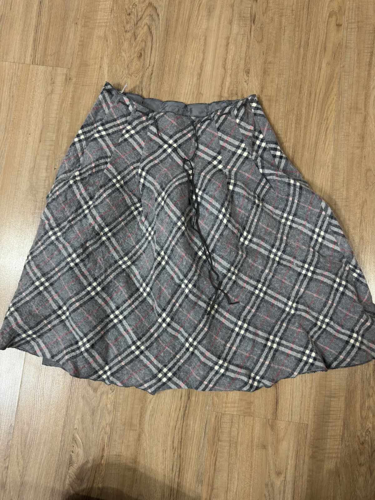 Burberry × Designer BURBERRY BLUE LABEL NOVA CHECK PANTS Size 26" / US 2 / IT 38 - 1 Thumbnail